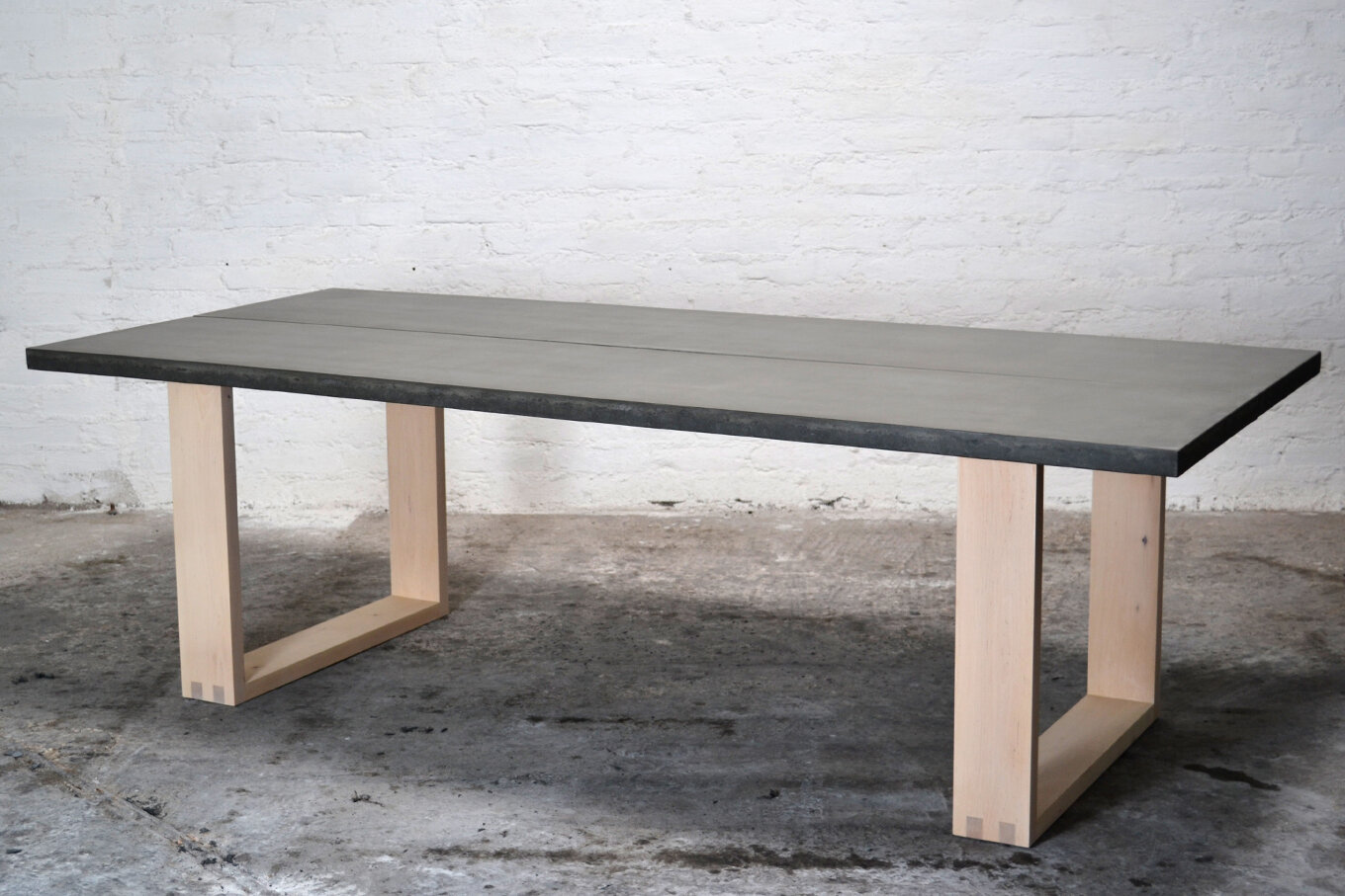Koivu concrete dining table