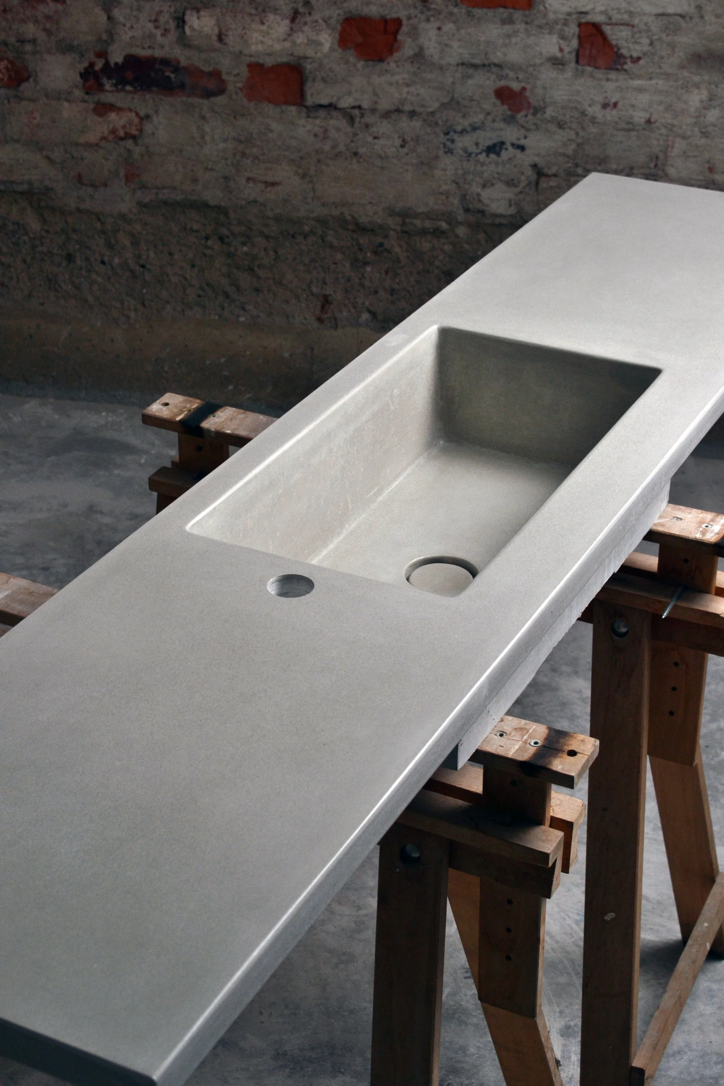 betonitaso  ahs white