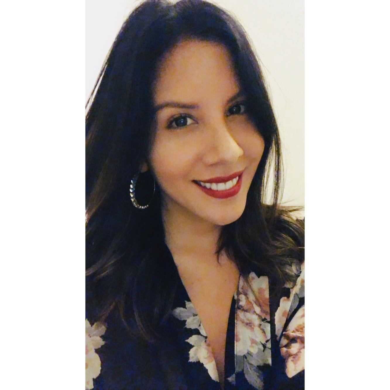 it&rsquo;s been a while since i posted an infamous selfie so here goes one i took on my birthday🎂❣️💋 #happyascanbe #selfiefeverisback #noshame #selfiesarefun #bigsmileforthecamera ✌🏽