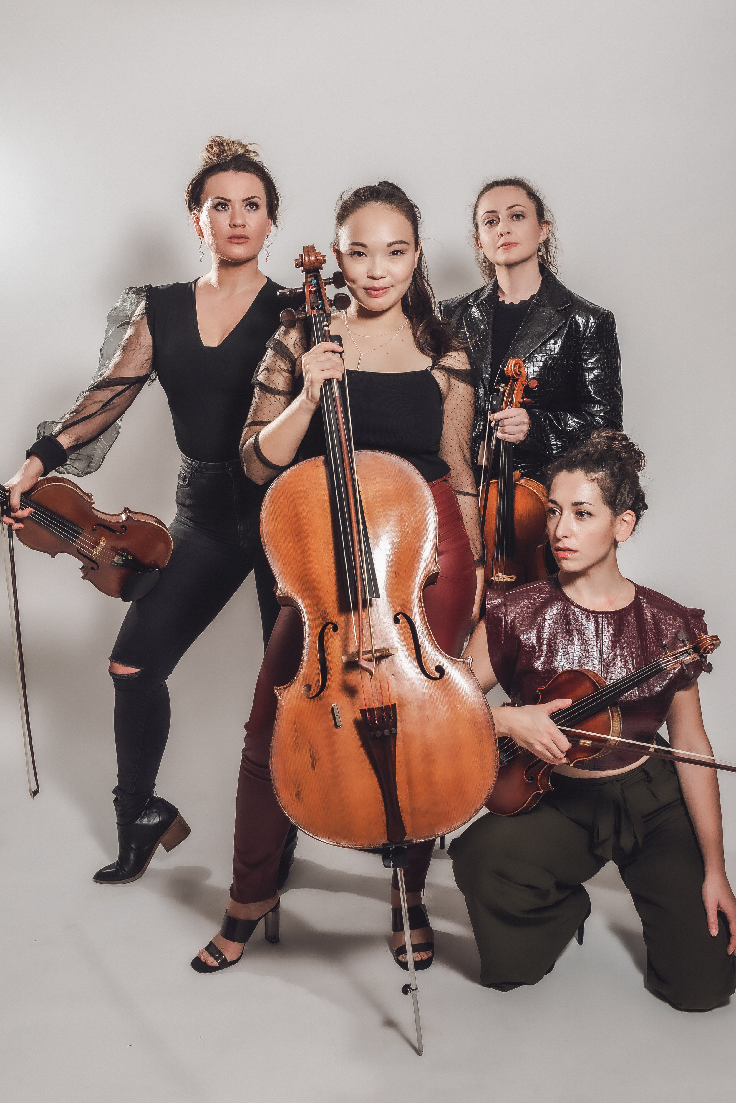 nyc cellist, nyc string quartet, women string quartet, women in music, nyc women string quartet
