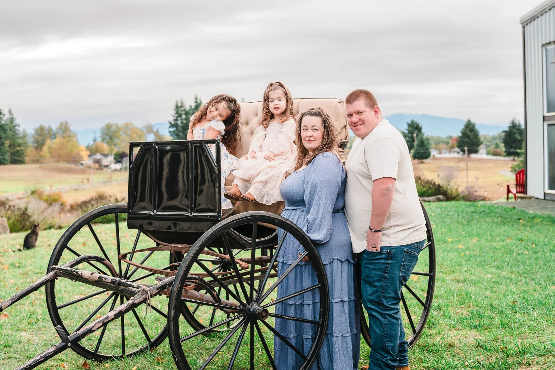 buckley-family-photo-session-farm-carriage-mountains.jpg