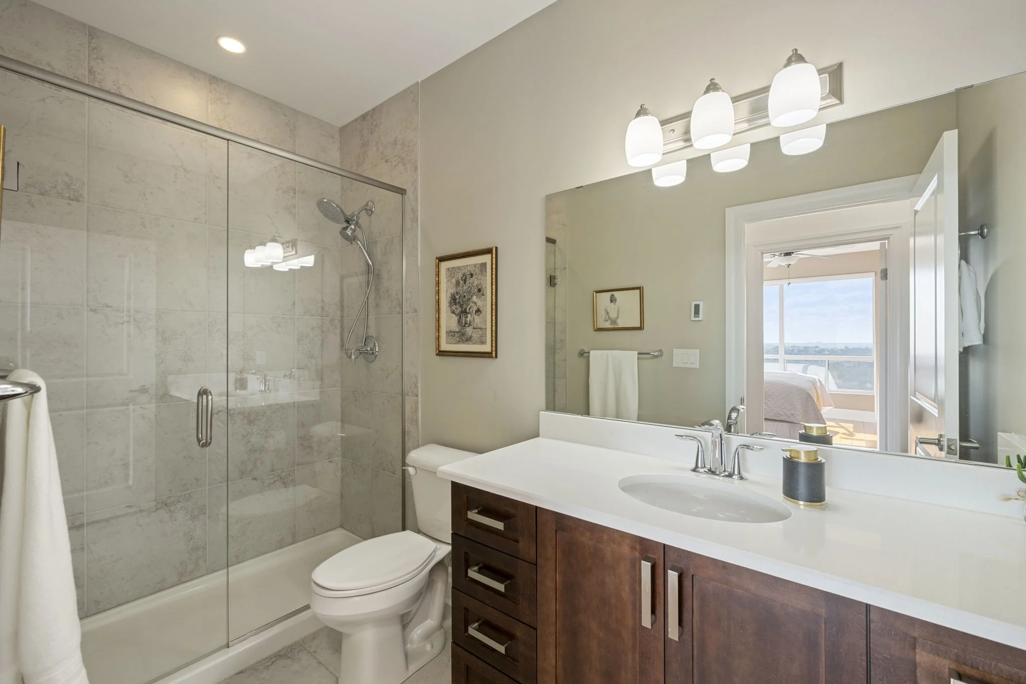 19--1303-240 Villagwalk Blvd-Kim Boyer-Your Butler Realty--DSC_3401.jpg
