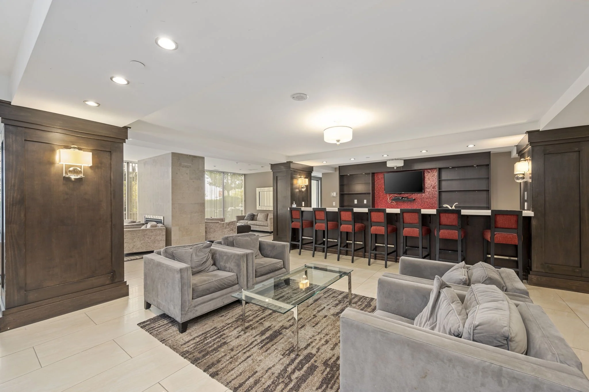 39-Renaissance II Condo Building-330 Ridout St N-London ON-Kim Boyer-Your Butler Realty-Lounge2-DSC_0703.jpg