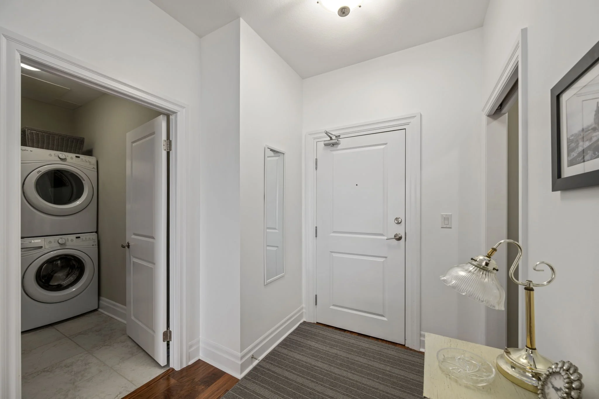 24-1303-240 Villagewalk Blvd-Kim Boyer-Your Butler Realty-DSC_0549.jpg