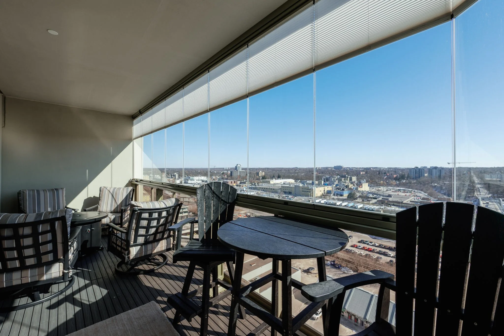 10-Renaissance II Condo Building-1708-330 Ridout St N-London ON-Kim Boyer-Your Butler Realty-DSC_1535-HDR.jpg