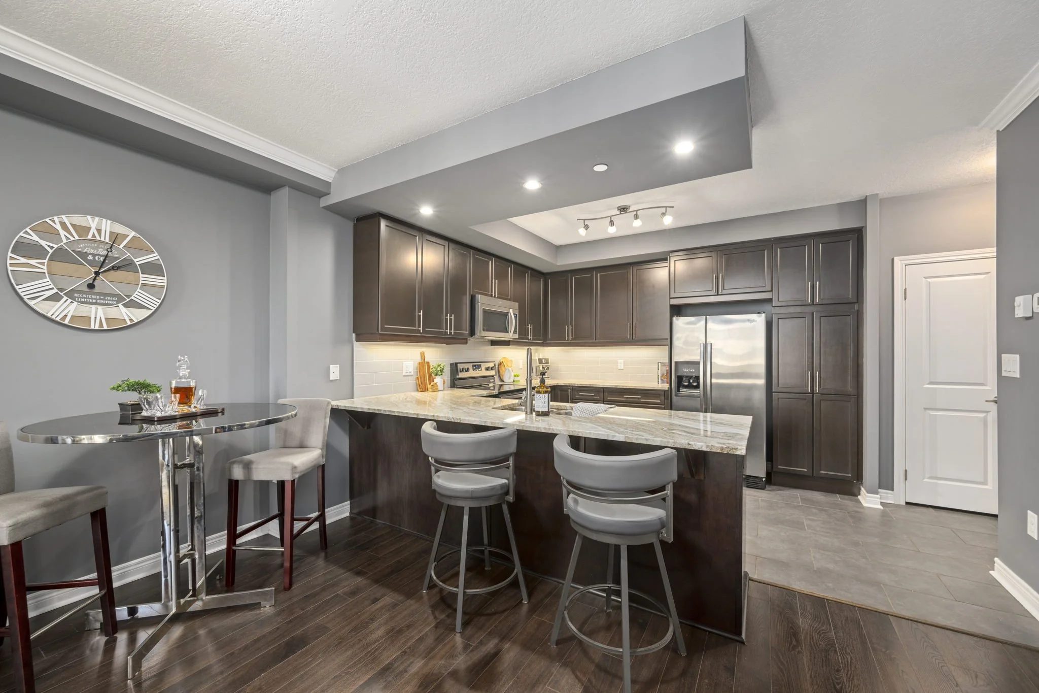 06-Renaissance II-330 Ridout St N-London ON-Kim Boyer-Your Butler Realty-DSC_0187.jpg
