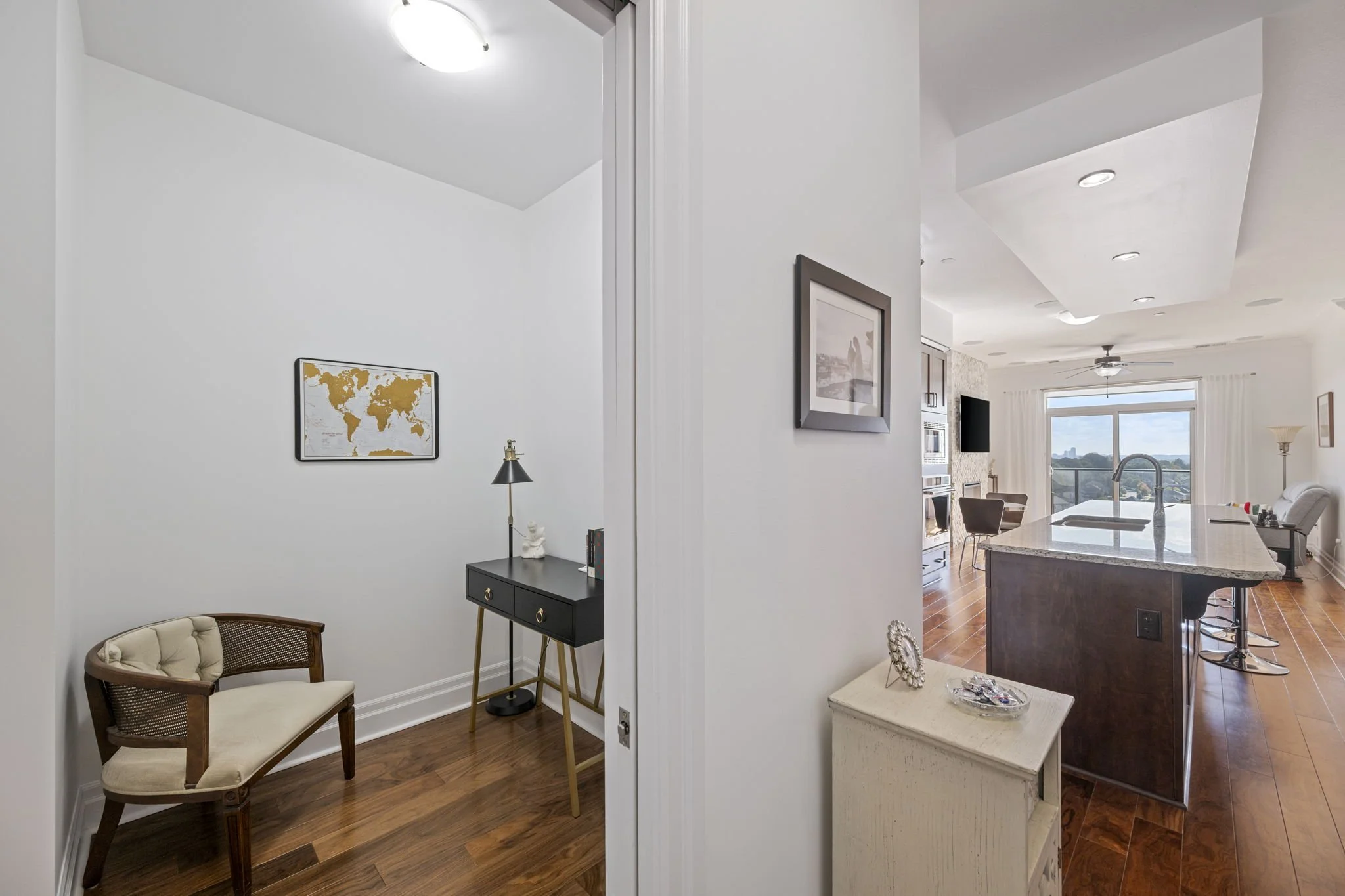 24--1303-240 Villagwalk Blvd-Kim Boyer-Your Butler Realty--DSC_3434.jpg