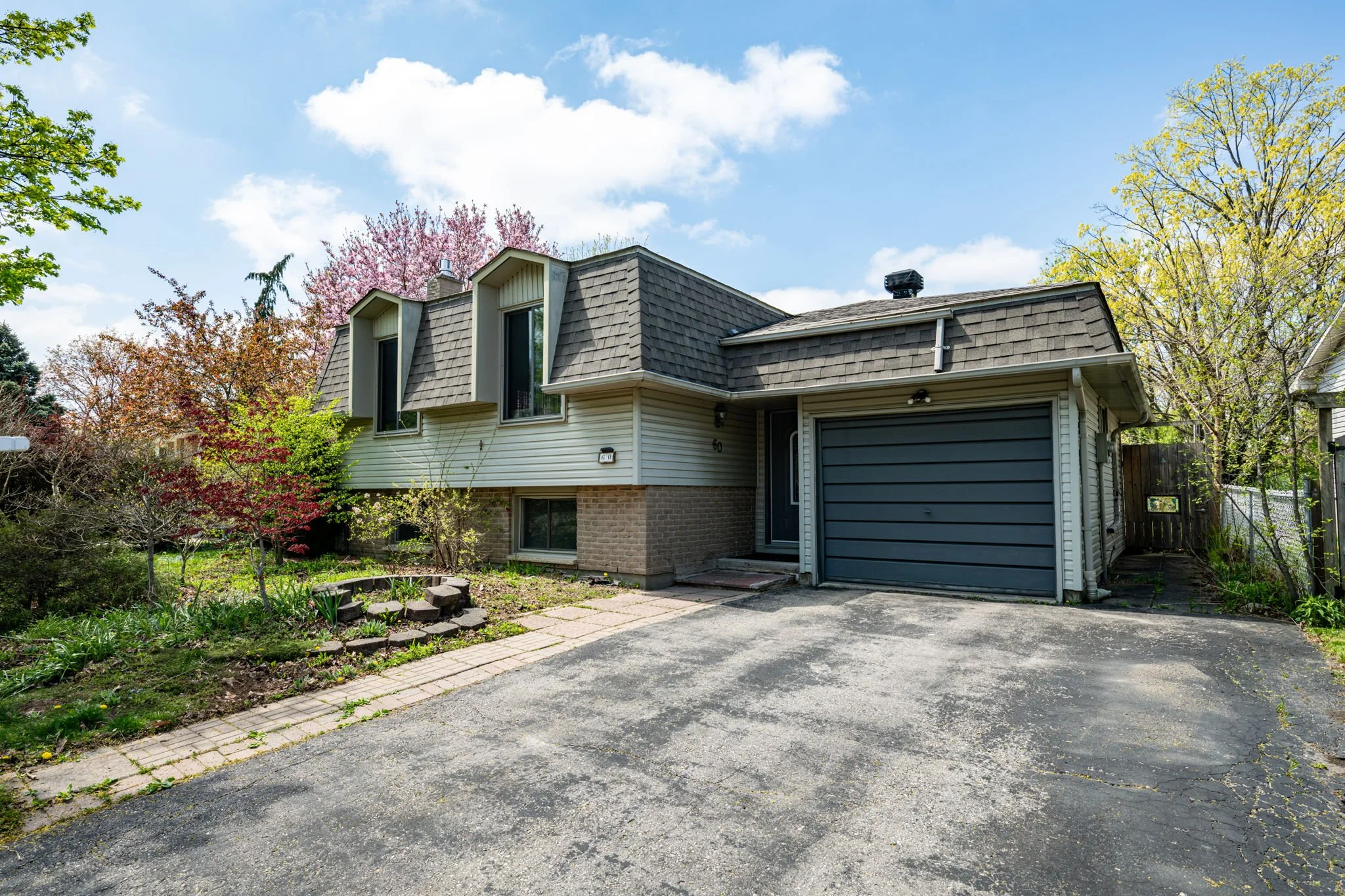 37-60 Brunswick Ave-London ON-Kim Boyer-Your Butler Realty-ARC_7838.jpg