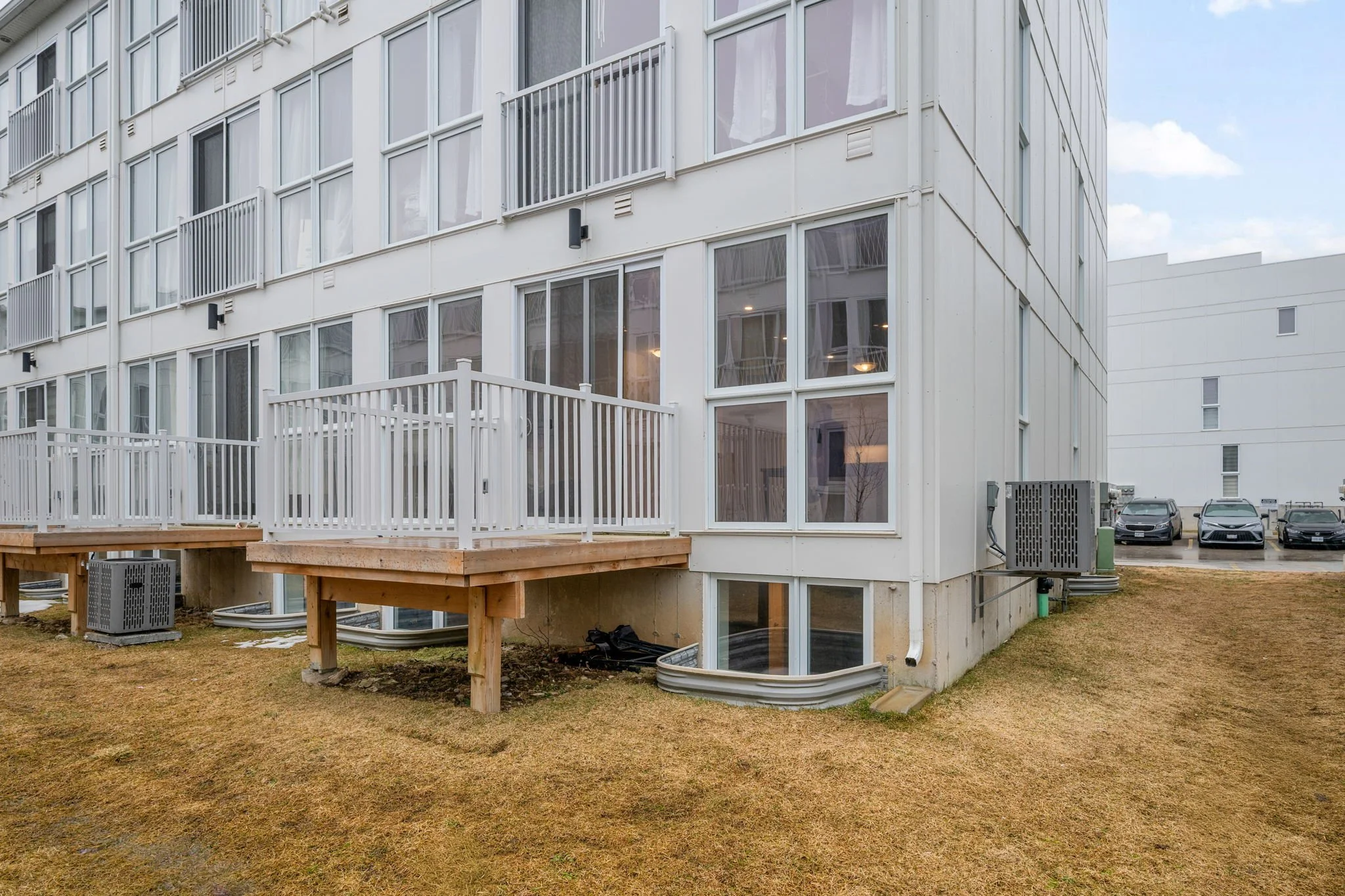 13-25-234 Edgevalley Rd-London ON-Kim Boyer-Your Butler Realty-DSC_1864.jpg