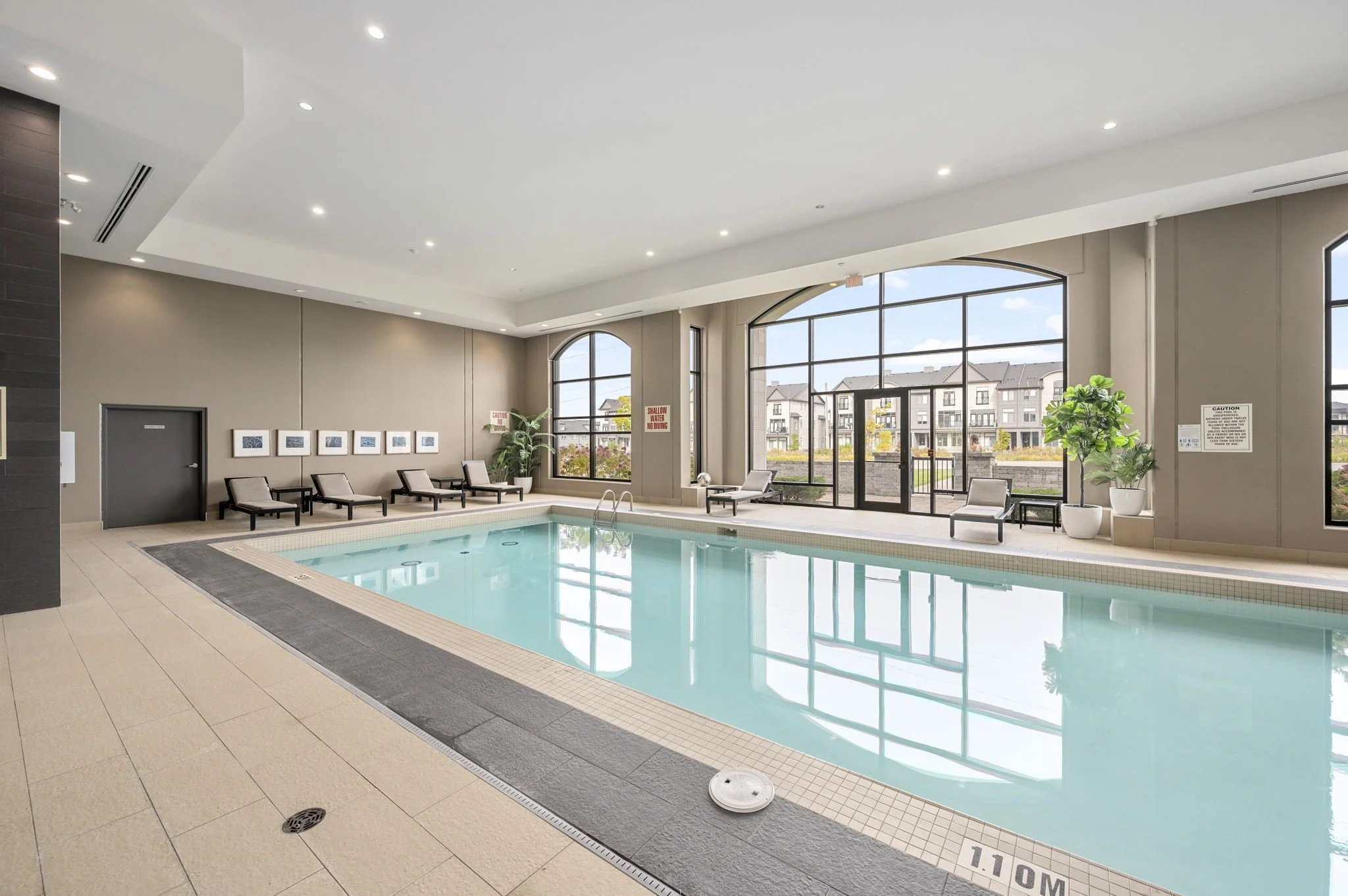 31-1303-240 Villagewalk Blvd-Kim Boyer-Your Butler Realty-DSC_3573.jpg