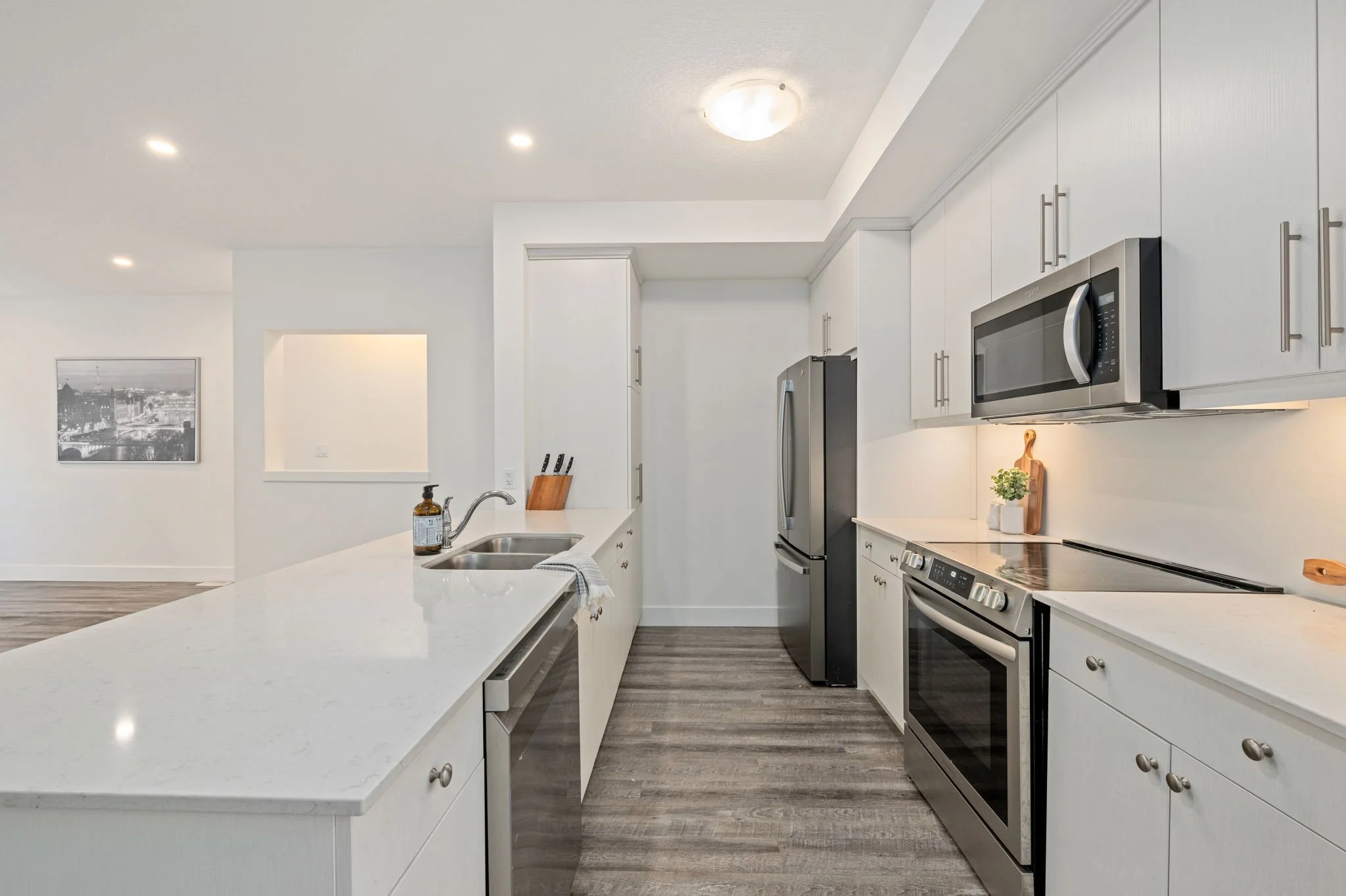 11-25-234 Edgevalley Rd-London ON-Kim Boyer-Your Butler Realty-DSC_1845-BB.jpg