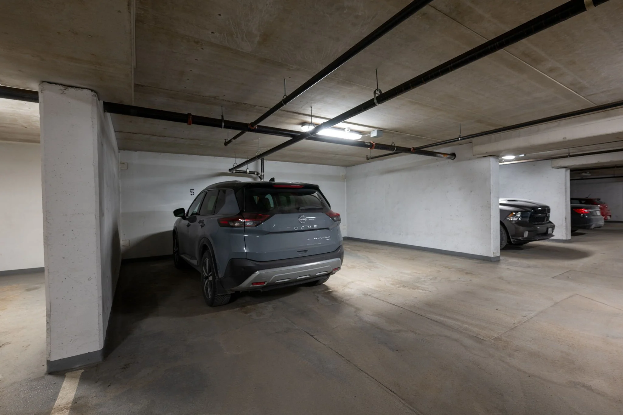 48-Renaissance II Condo Building-1708-330 Ridout St N-London ON-Kim Boyer-Your Butler Realty-Parking-DSC_1549.jpg