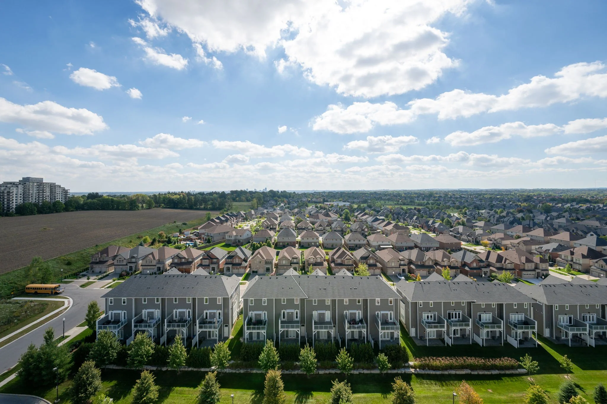 11--1303-240 Villagwalk Blvd-Kim Boyer-Your Butler Realty--DSC_3423.jpg