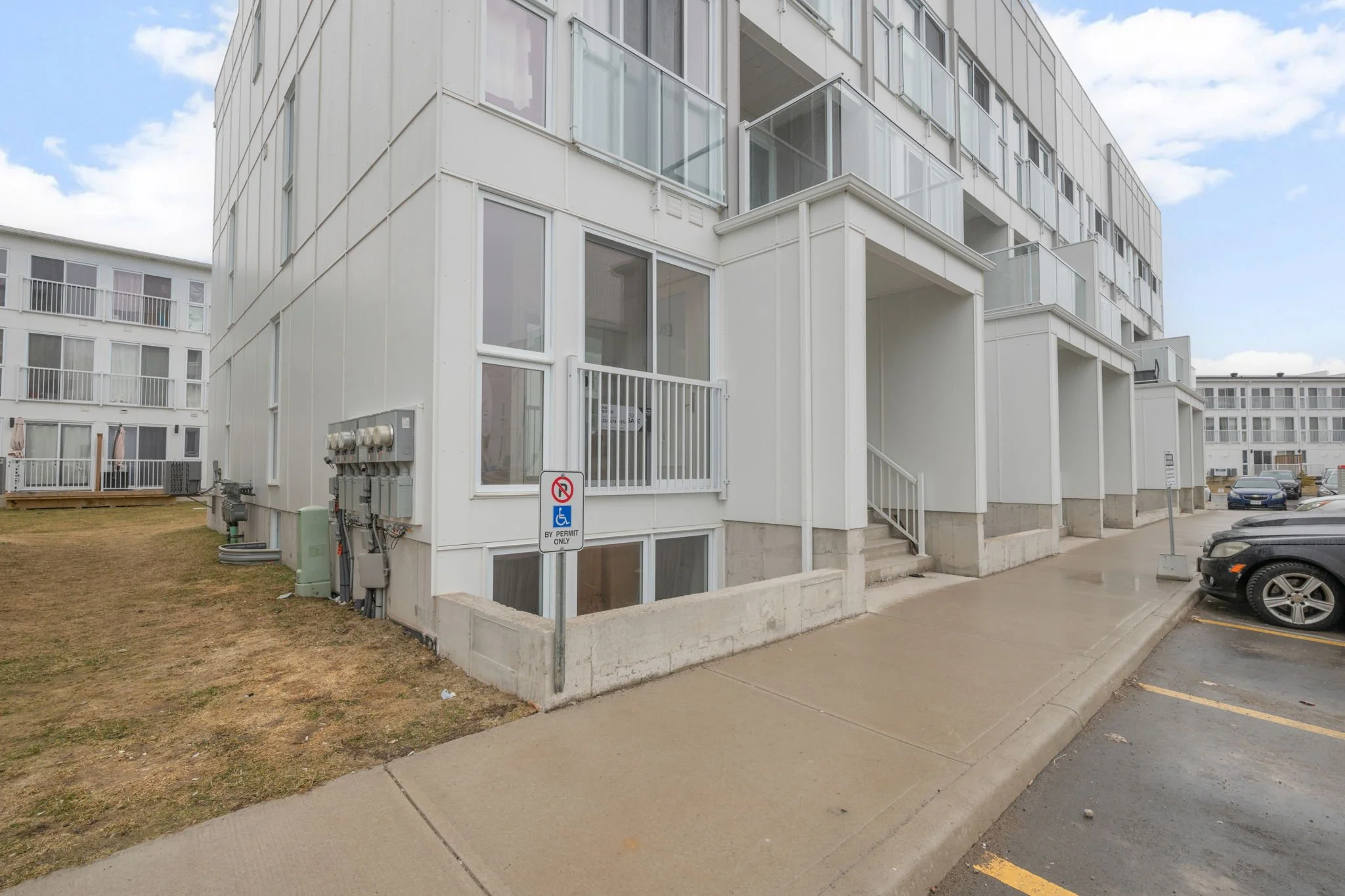 26-25-234 Edgevalley Rd-London ON-Kim Boyer-Your Butler Realty-DSC_1862.jpg