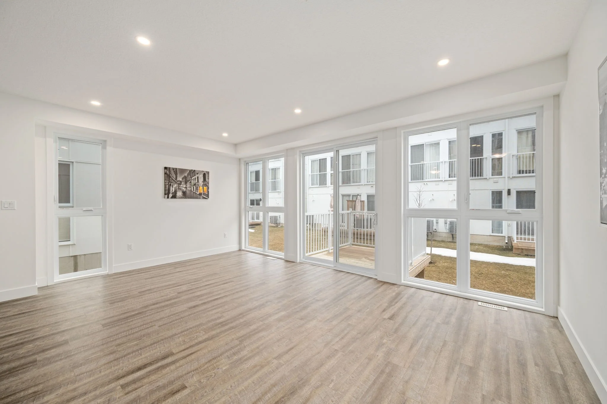 12-25-234 Edgevalley Rd-London ON-Kim Boyer-Your Butler Realty-DSC_1829.jpg