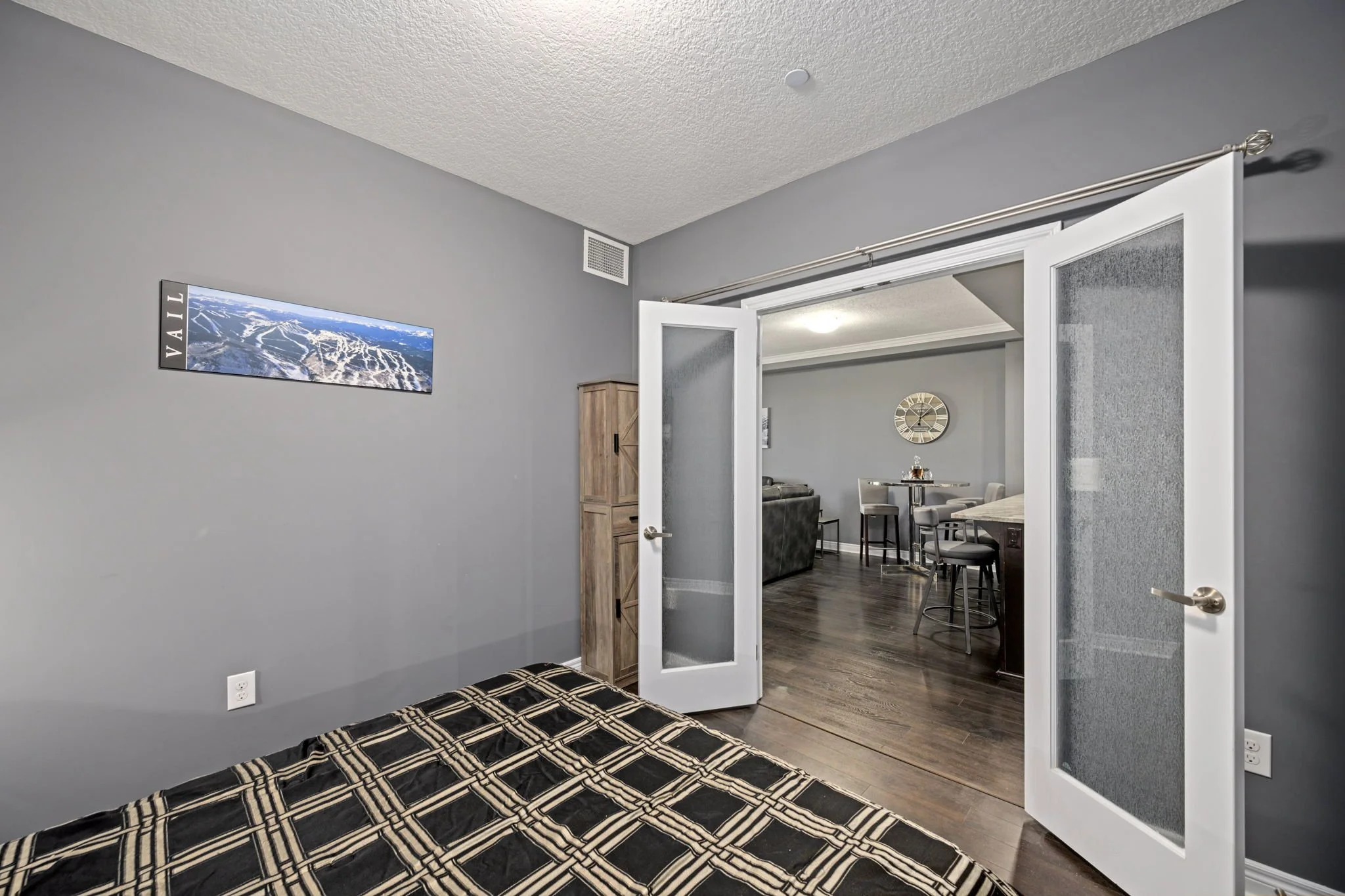 18-Renaissance II-330 Ridout St N-London ON-Kim Boyer-Your Butler Realty-DSC_0172.jpg