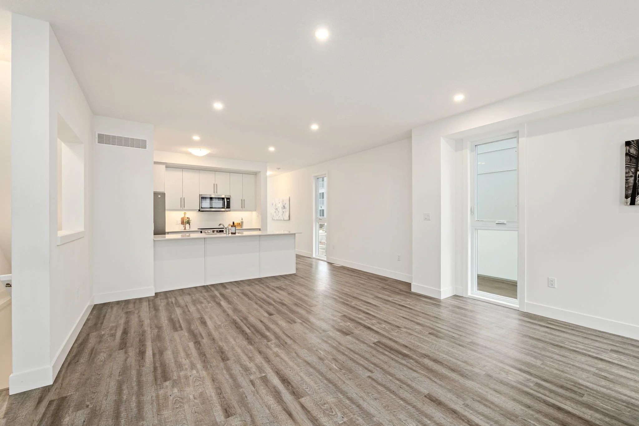 14-25-234 Edgevalley Rd-London ON-Kim Boyer-Your Butler Realty-DSC_1837.jpg