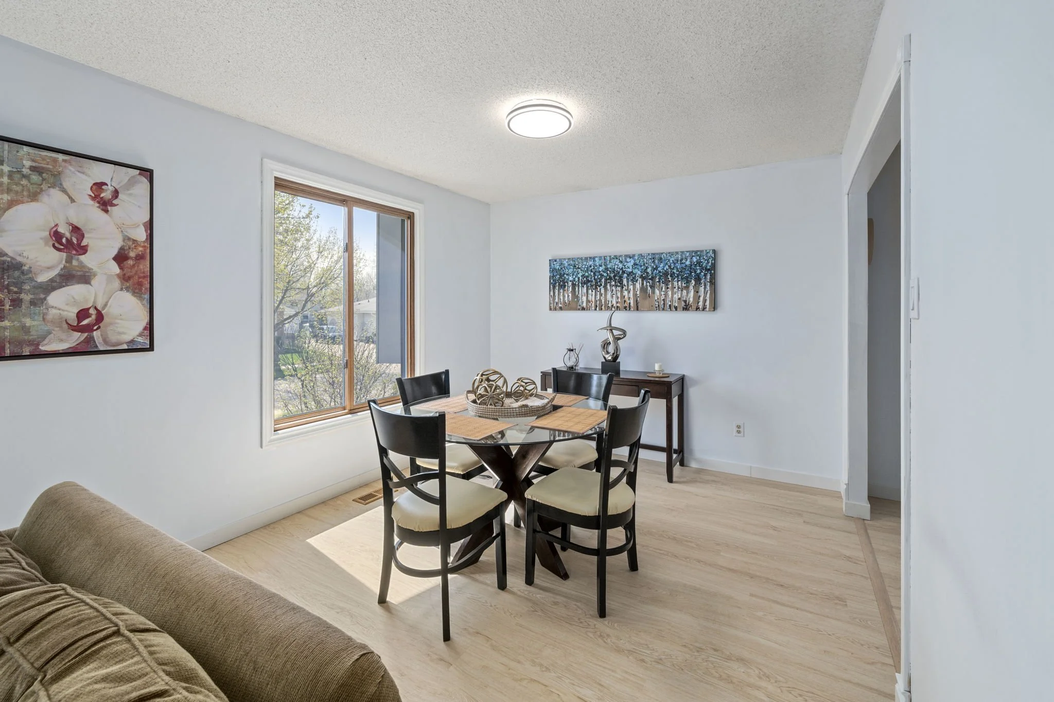 06-60 Brunswick Ave-London ON-Kim Boyer-Real Estate Agent-Your Butler Realty-DSC_9066.jpg