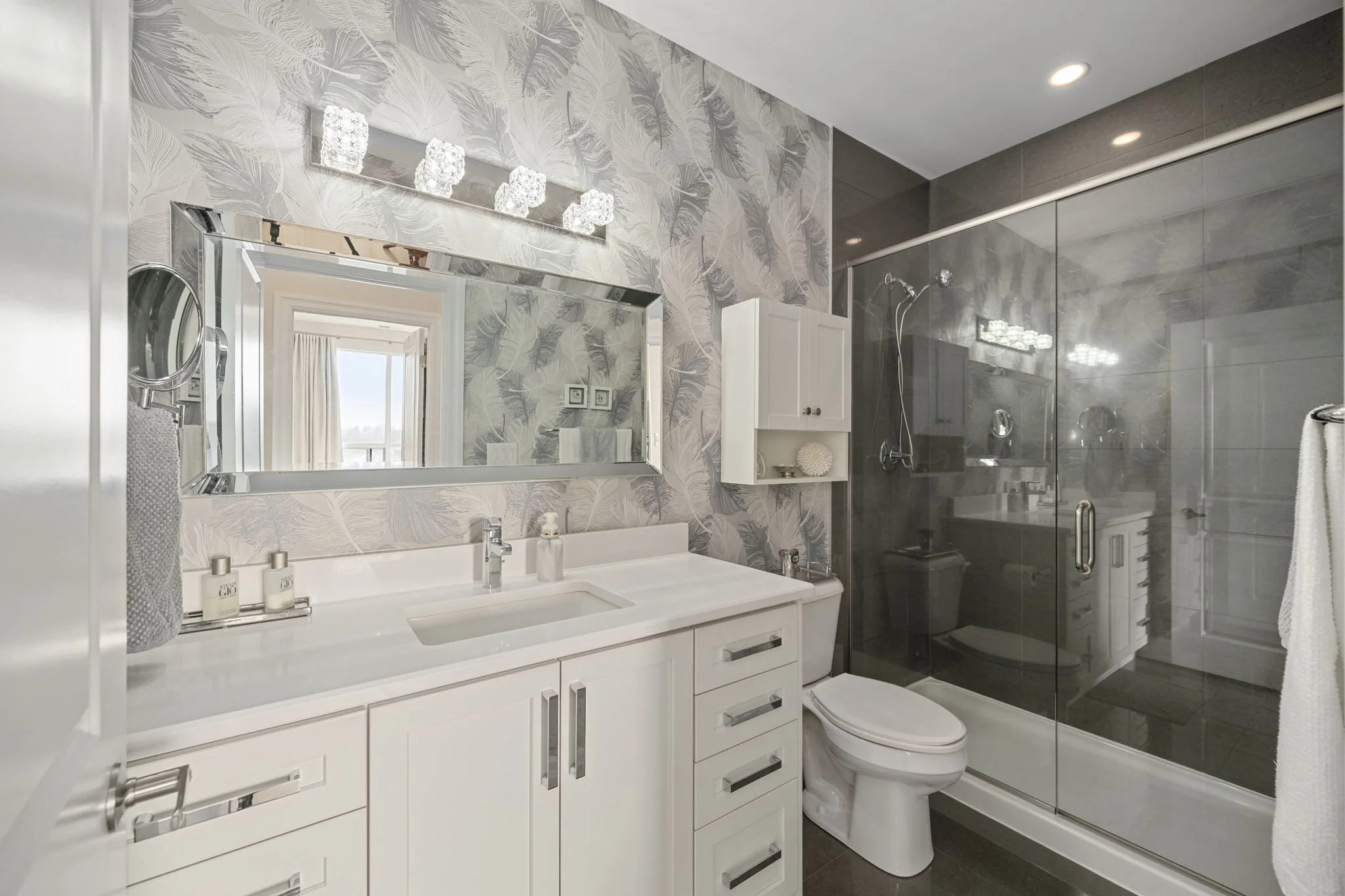 18-1304-240 Villagewalk Blvd-Kim Boyer-Your Butler Realty-DSC_6770.jpg