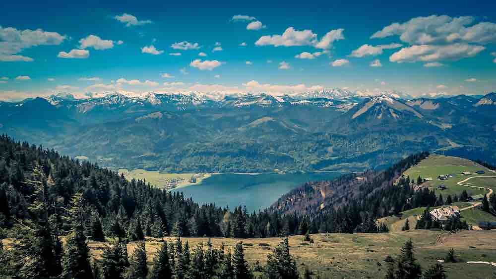Vue is not to be confused with a beautiful vista (or ‘view’). Vue.js is a JavaScript framework that is easy-to-read and organize.
