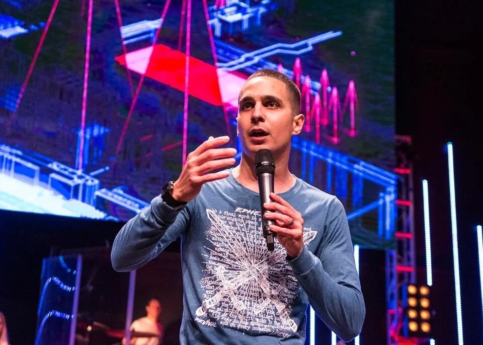 Schedule Isaiah Saldivar