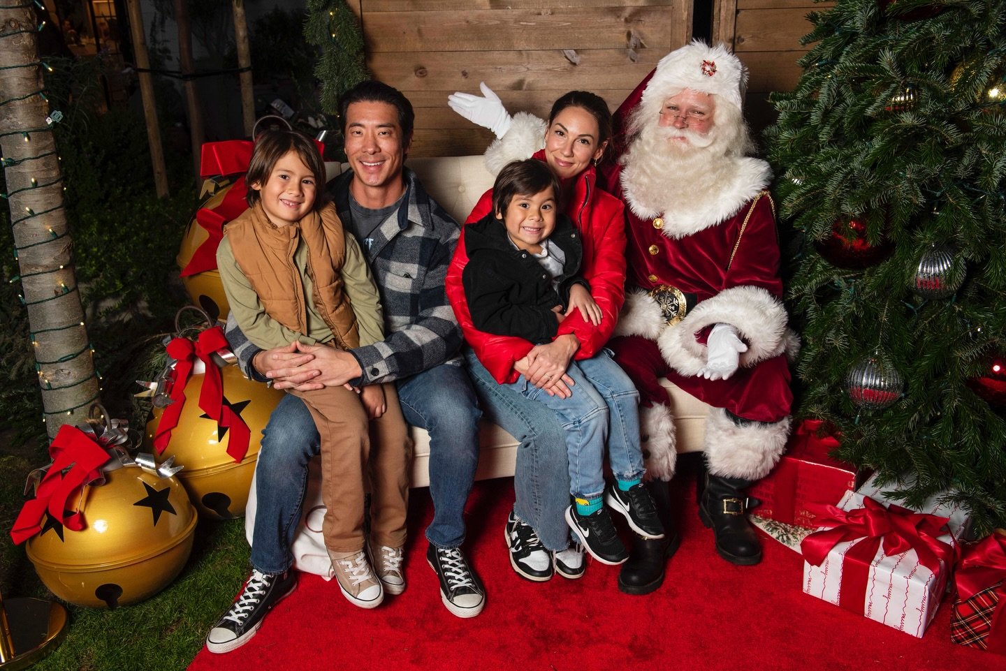 Christmas through the years ❤️🤍💚 Wishing everyone a lovely day filled with laughter and love. Xo