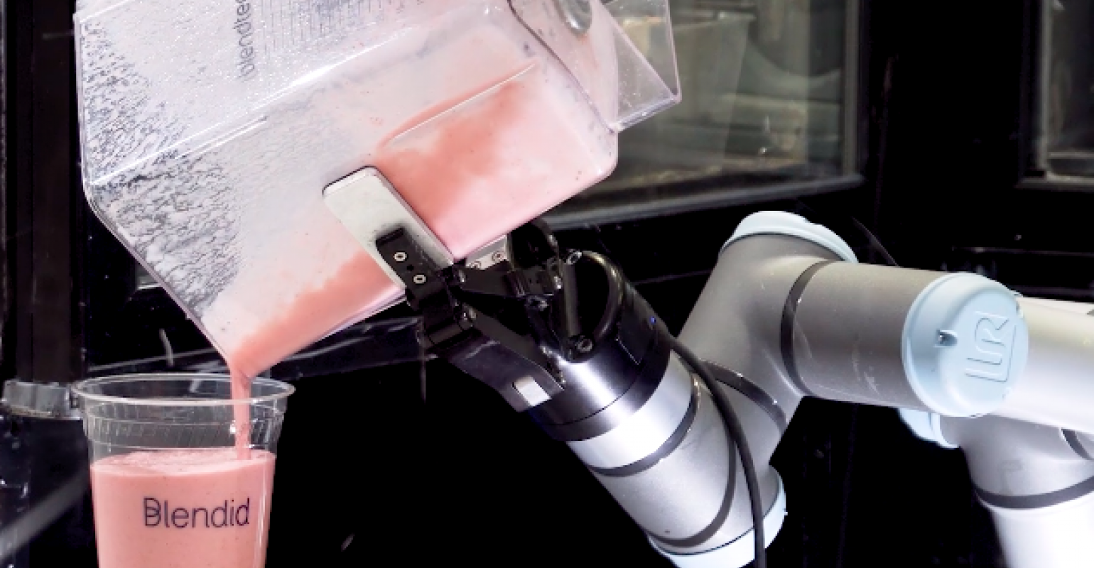 Meet SF's New, Giant, Smoothie Making Robot