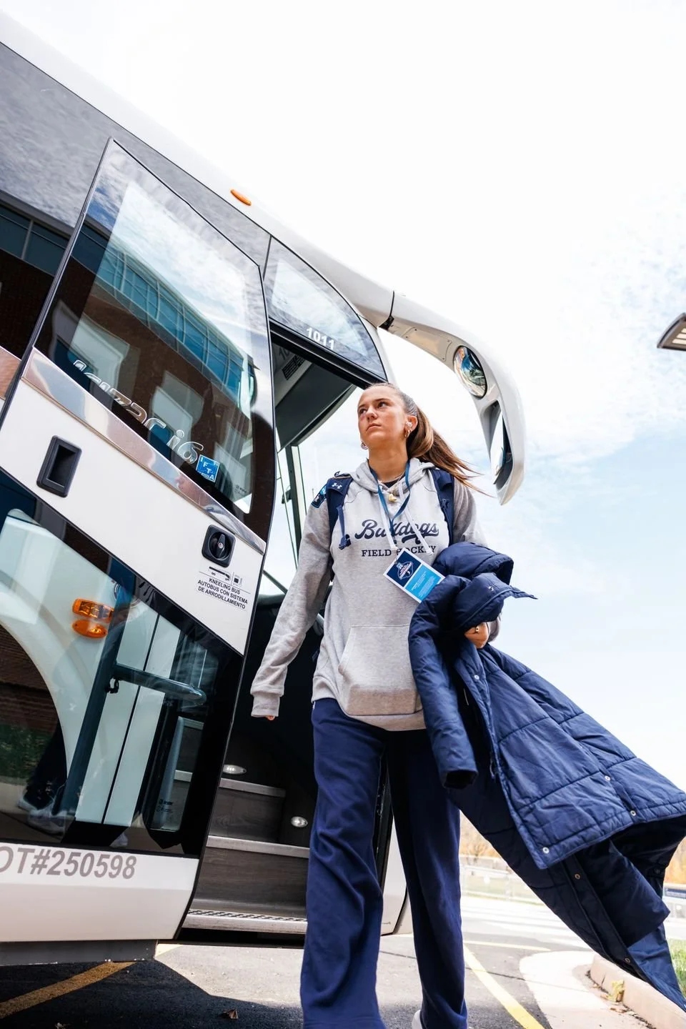 20251112_FH_BUS_UVA_17_large.jpg