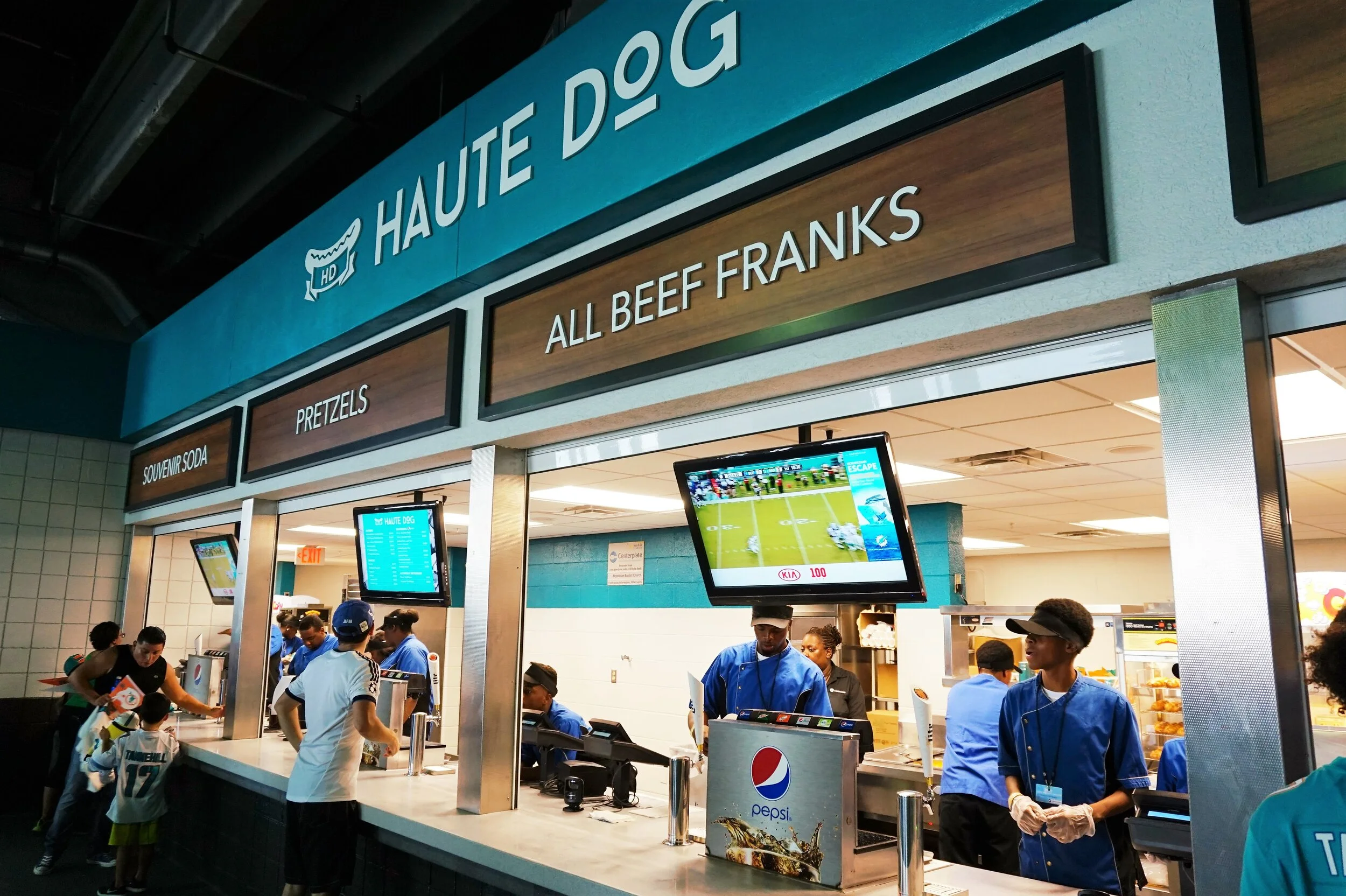 HAUTE DOG 2.JPG