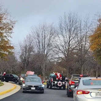 BGparade13.jpg