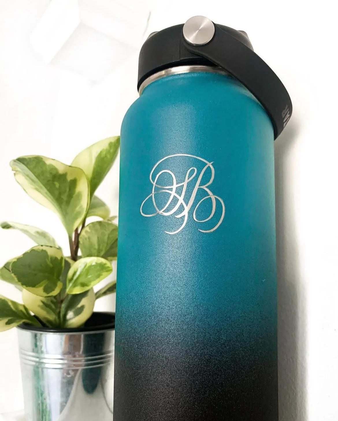 Toronto_Calligraphy_Engraving_Bottle_Initials_Monogram.jpeg