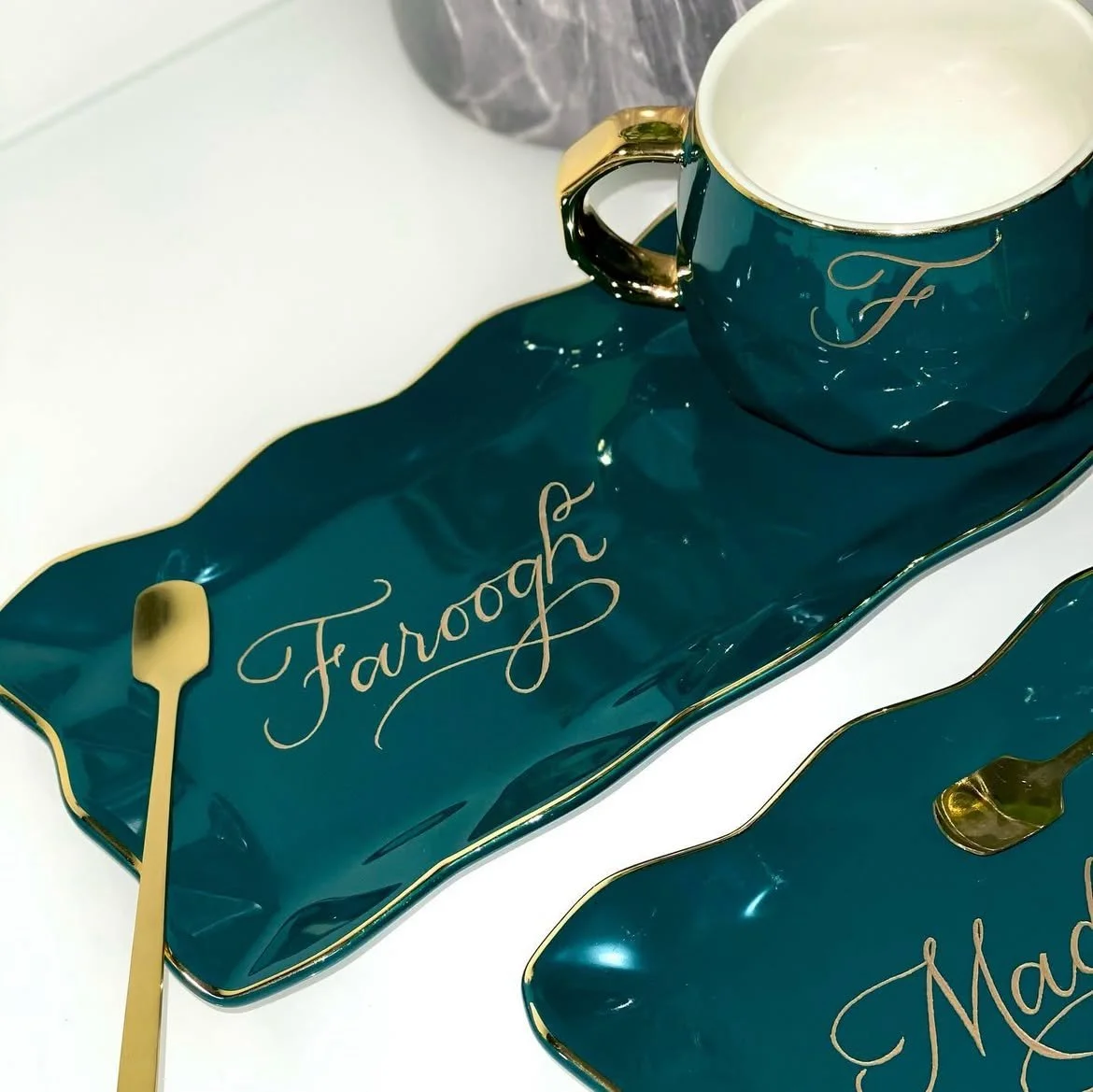 Toronto_Calligraphy_Engraving_Teacup_Tray_Couple.jpeg