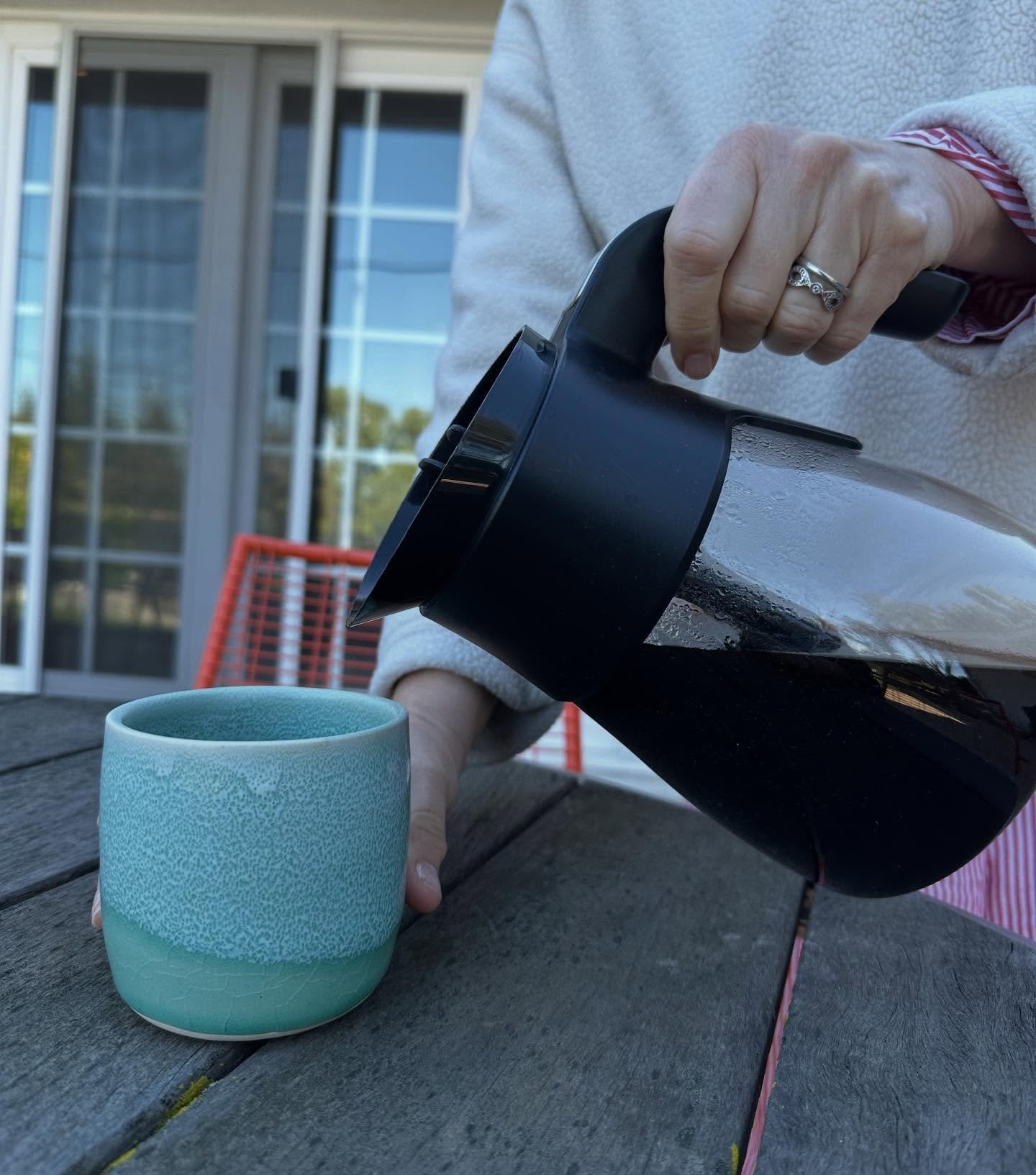 ⭐️ Sunday coffee just tastes better in a cute cup ⭐️ 
Gift one! To someone you love! I&rsquo;ll be at Fort Greene Park with @brooklyn.pop.up on 12.20