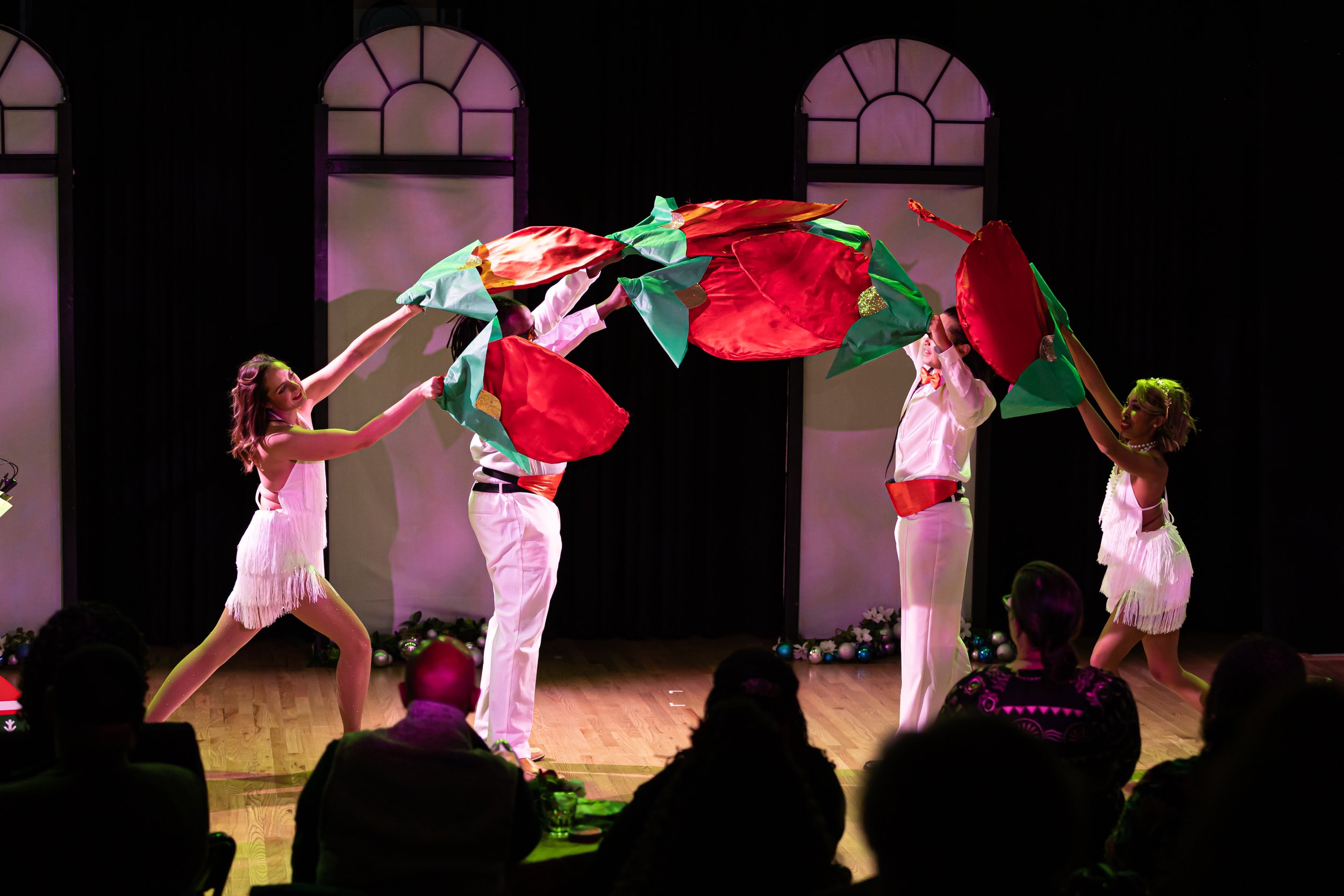 5 Points Nutcracker — LuneASeas
