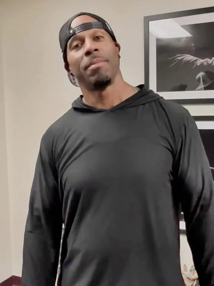 Keep the chestnuts roasting! 🌰
Last day to come see this amazing cast!

Meet our Mr. Dross and one of our ensemble cast members. 

Cannot wait to see you everyone. 🎄
.
.
.
.
#jazz #colorado #denver #nutcrackerchristmas