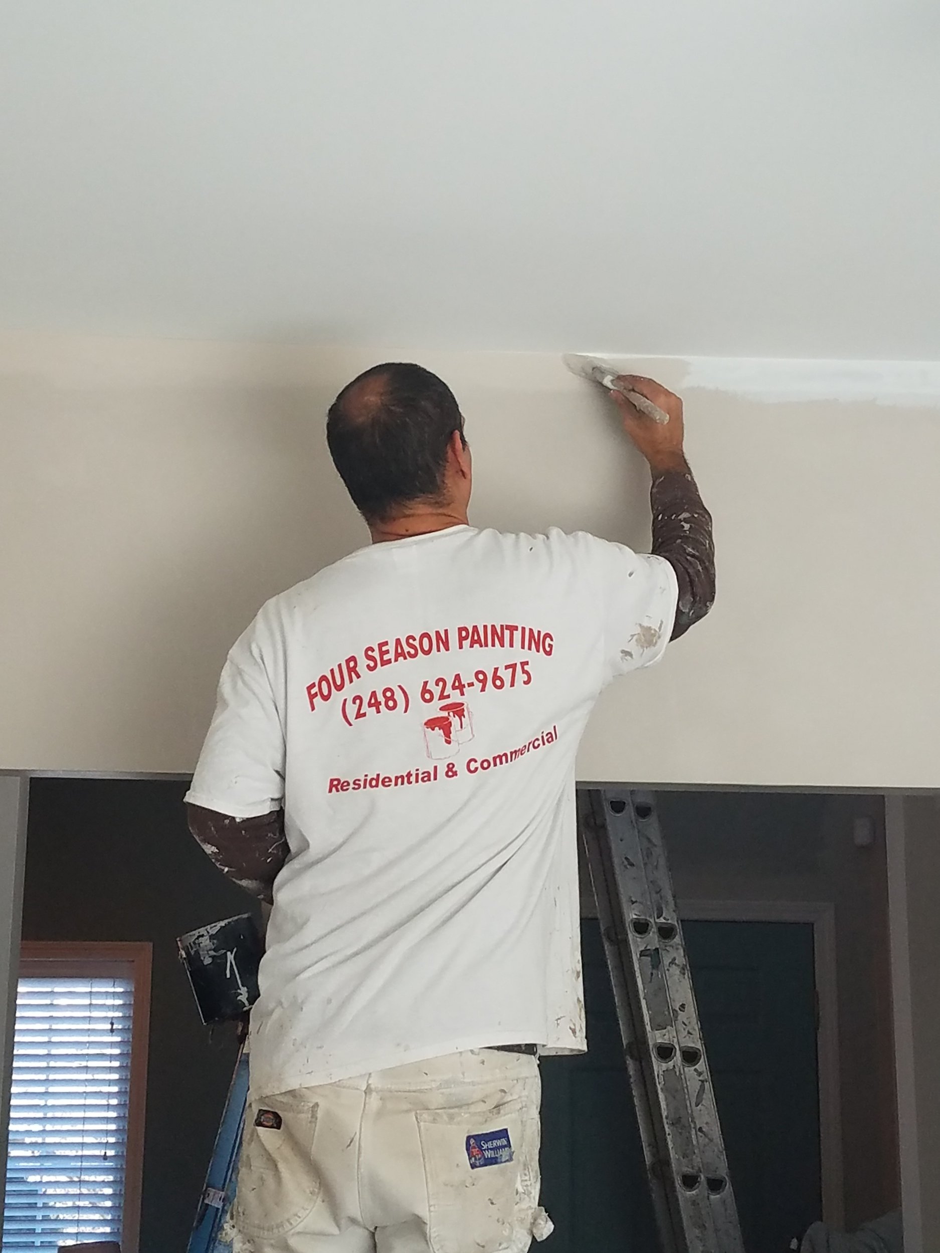 Four Season Painting provide full - service exterior house painting, interior house painting, residential painting in South Lyon Township, Michigan and other surrounding Areas.