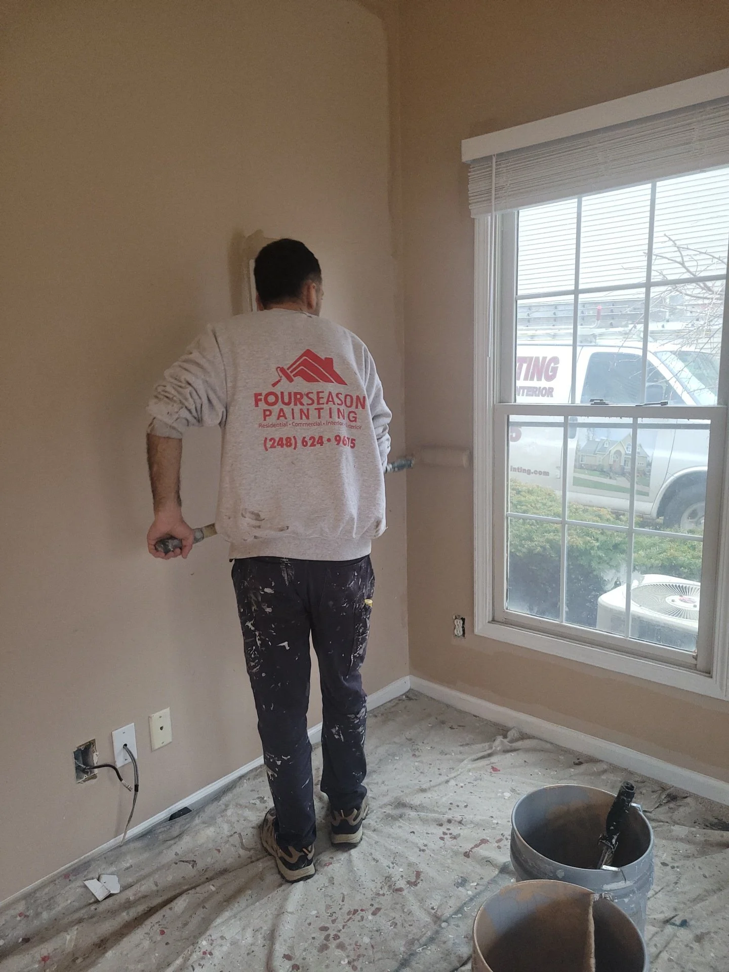 At Four Season Painting we Specialize in exterior house painting and interior house painting, for over 30 years providing full - service interior and exterior house painting in South Lyon Township, MI.