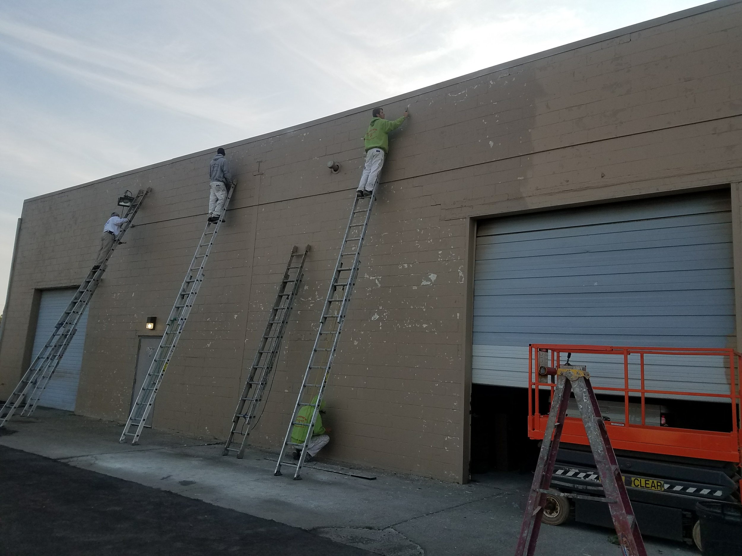 Four Season Painting provide full - services Commercial painting throughout Southeast, MI