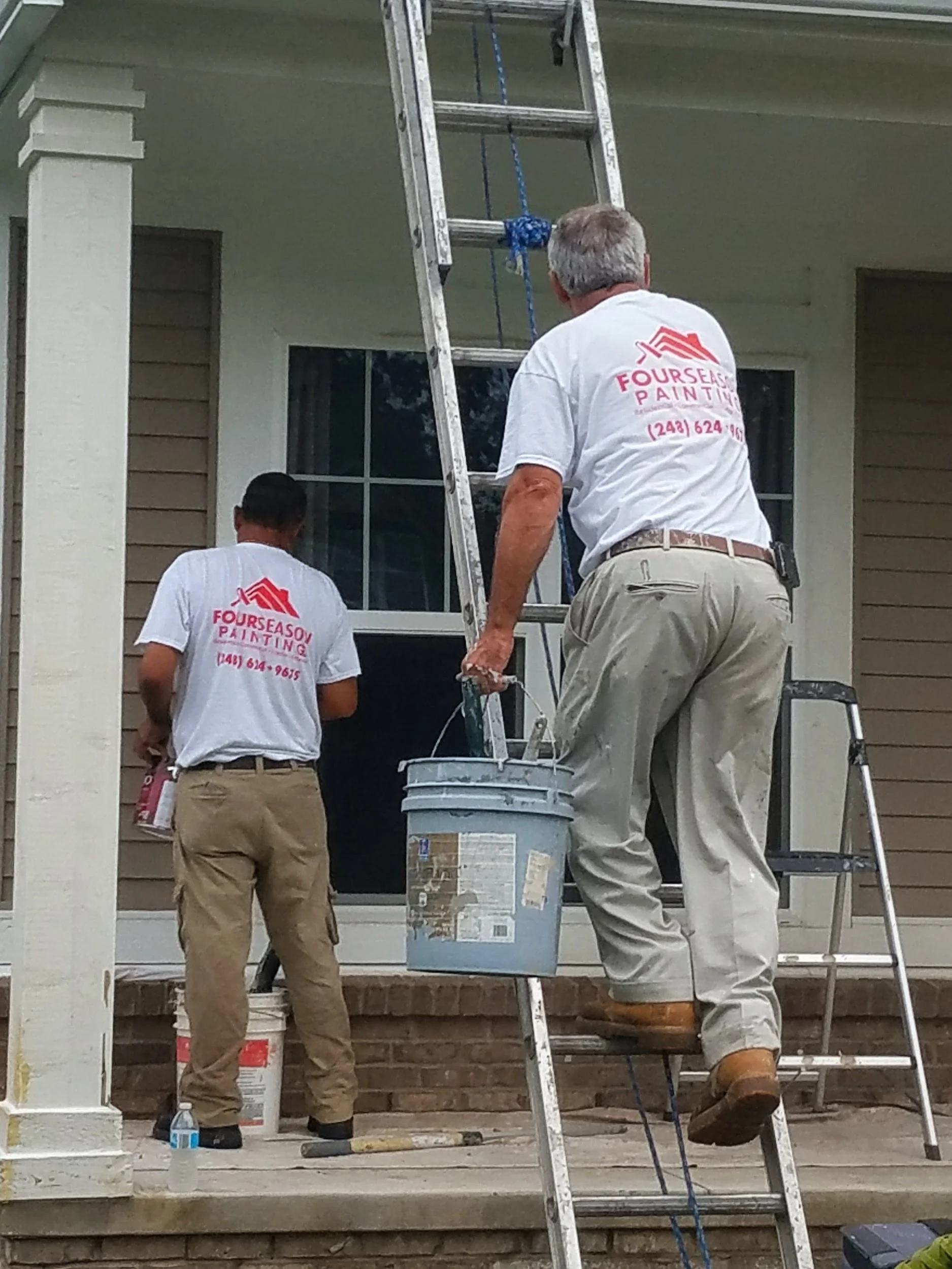 Four Season Painting provide full - service interior and exterior painting, residential and commercial painting service for homes and commercial office spaces across southeast, Michigan.