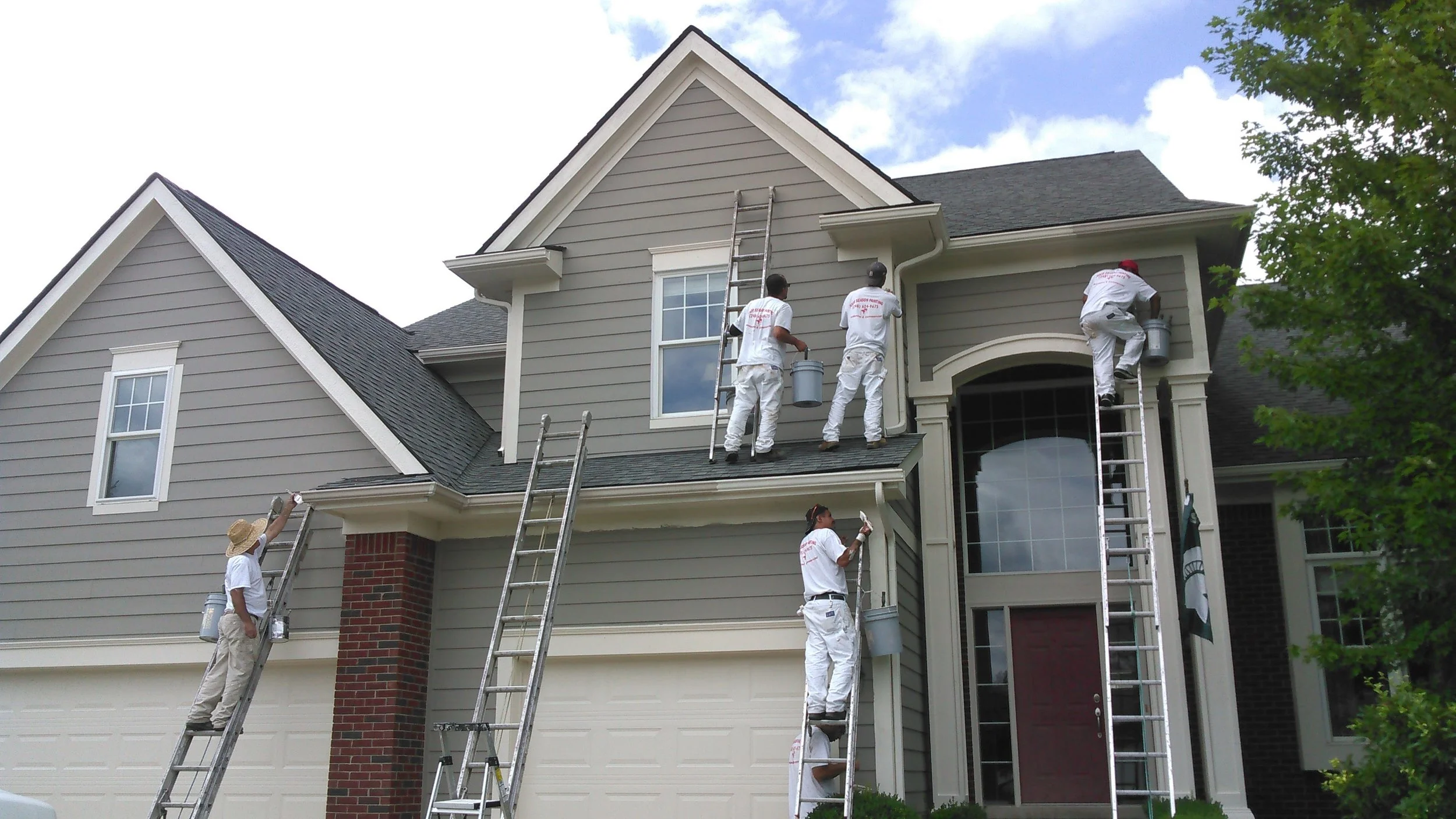 At Four Season Painting We offer full - service exterior house painting and interior house painting in Northville Township, and South Lyon Township, Michigan.