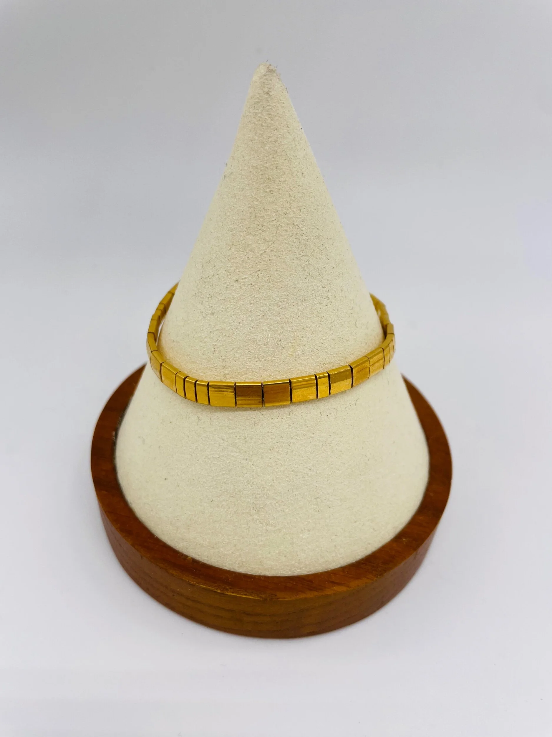 22FE67DD-A0DC-4FC4-9927-0414BDA2E793