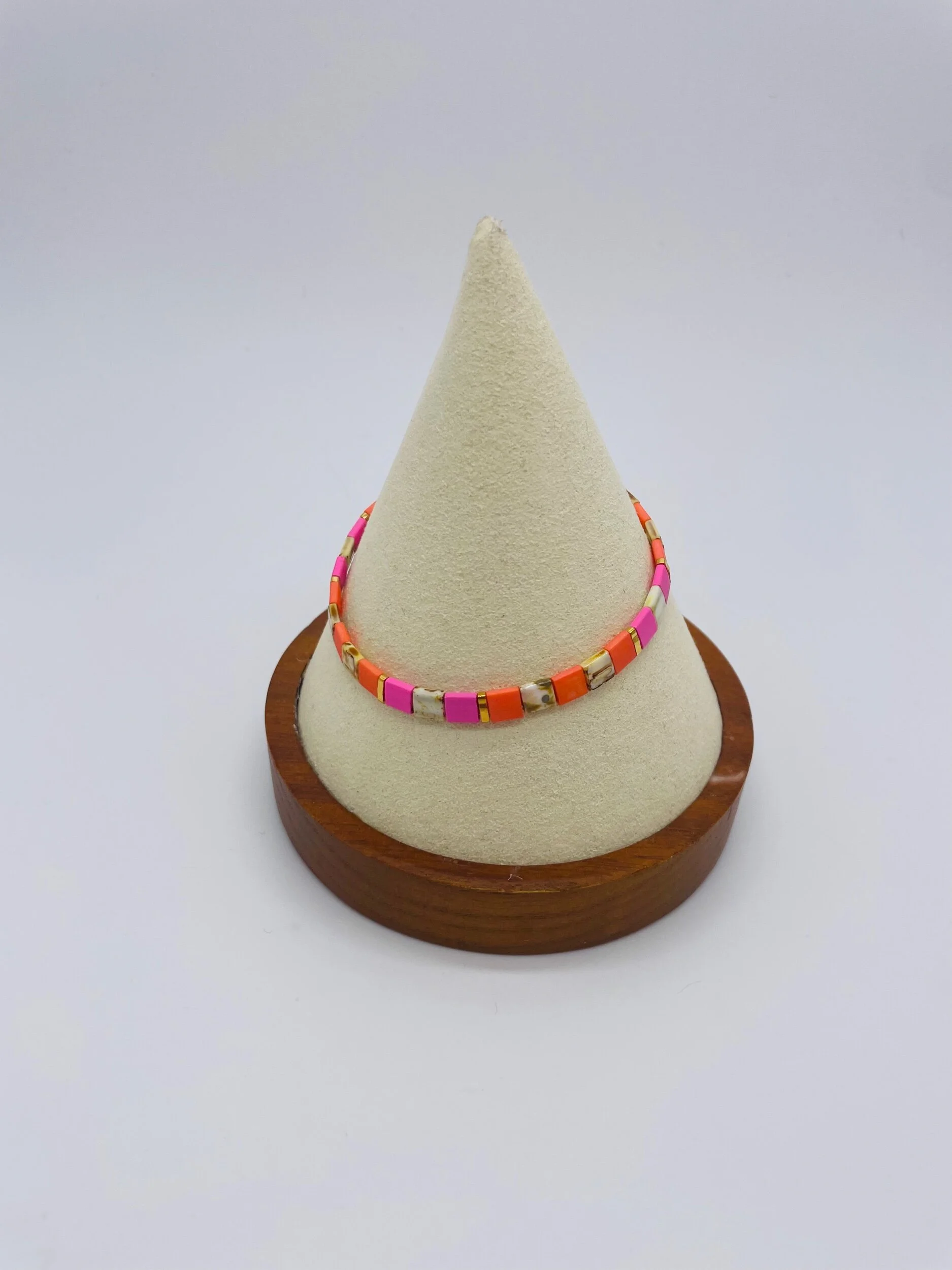 318D9488-3996-40E0-8D4A-D4570D8F0037