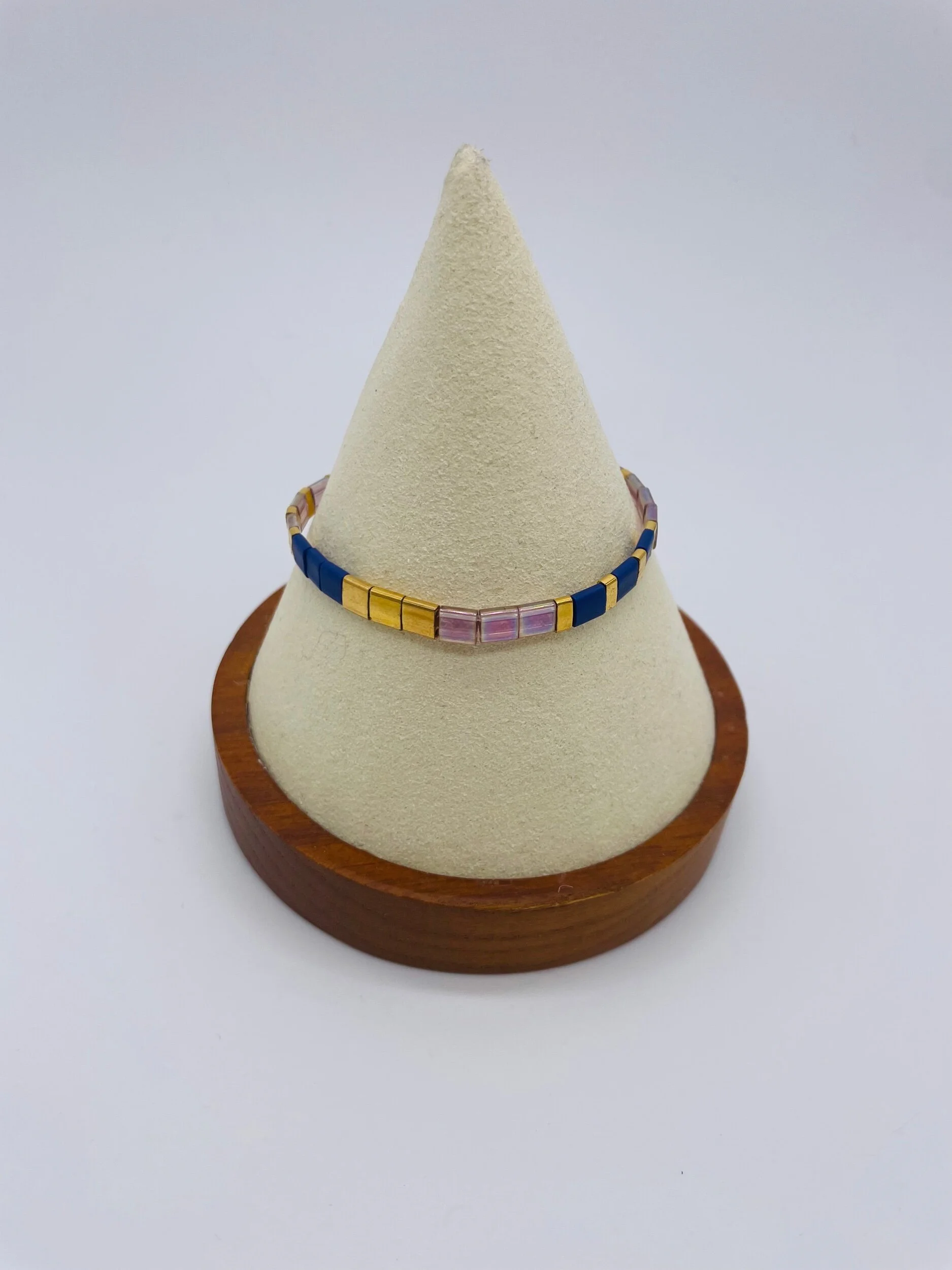 Tila purple and gold