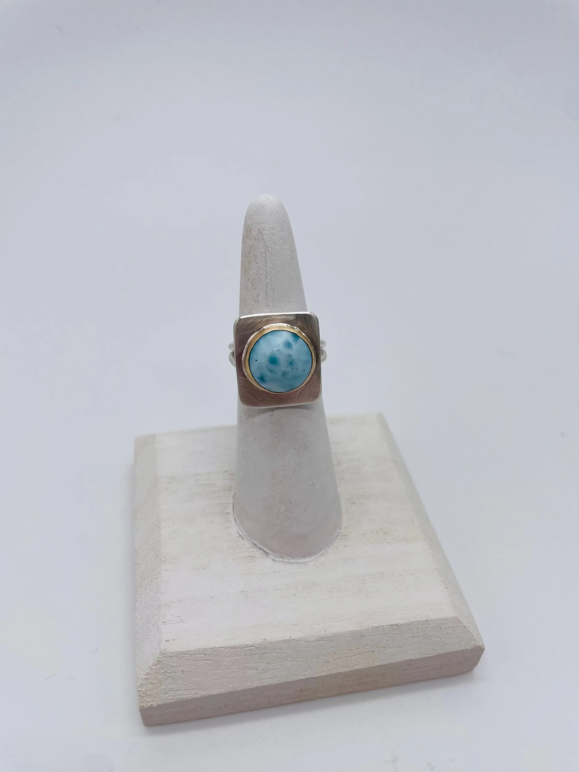 AE3274DA-A09E-4B7B-996D-BC744D399C02