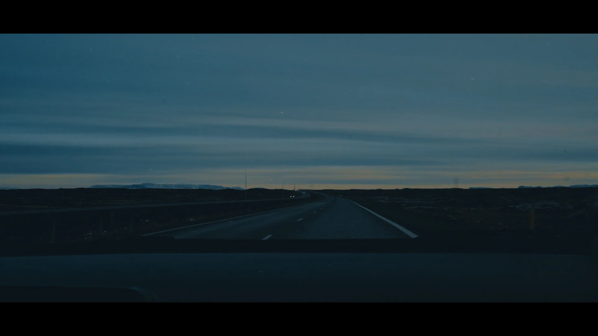 Iceland Trailer Story Photo 06.jpg