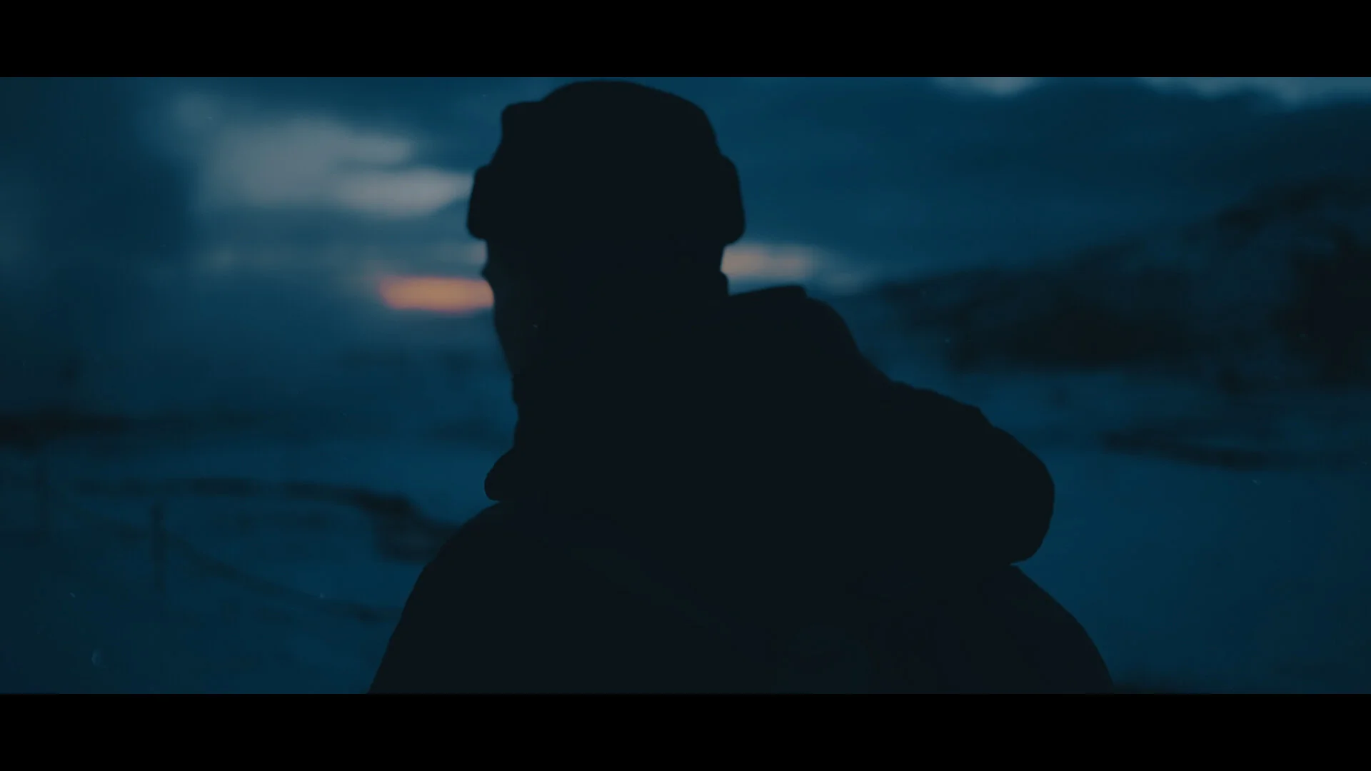 Iceland Trailer Story Photo 08.jpg