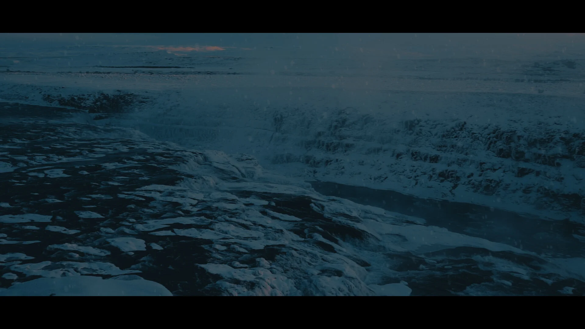 Iceland Trailer Story Photo 10.jpg
