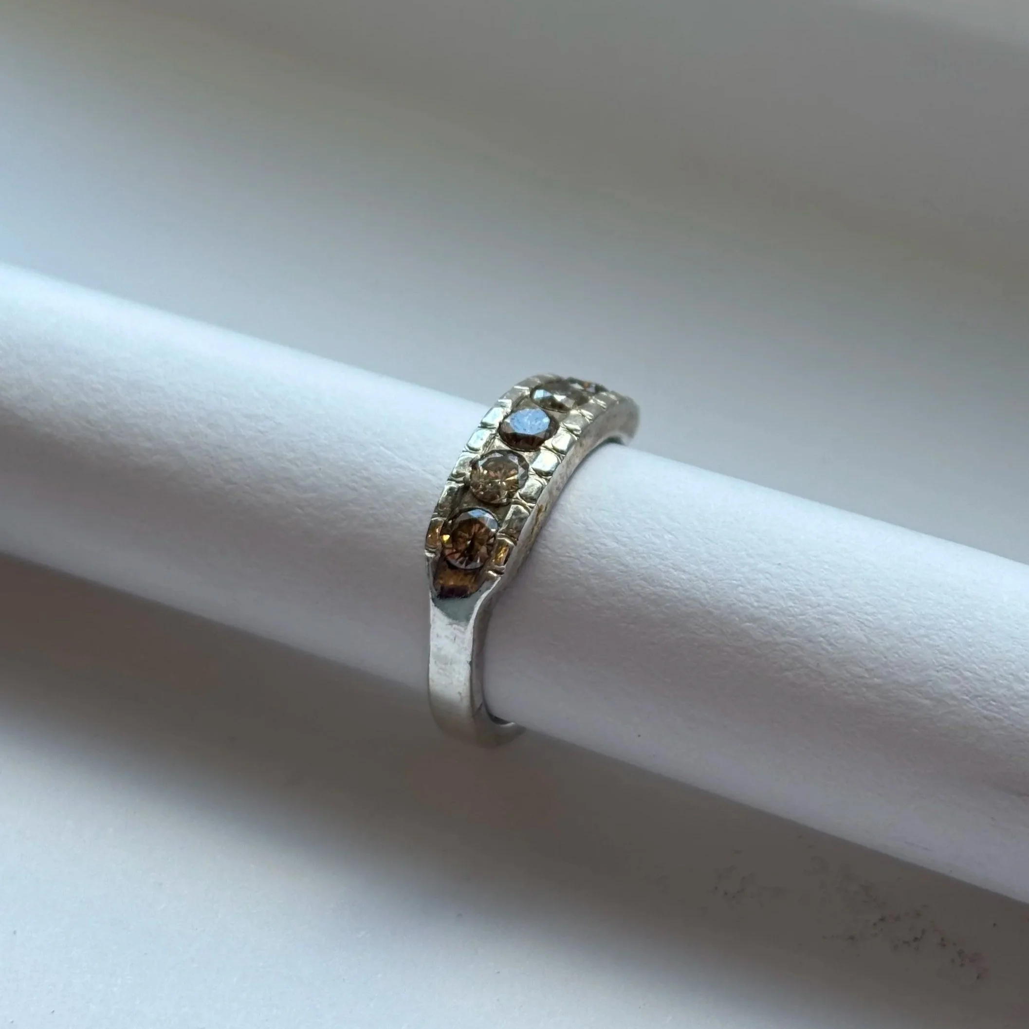  Diamonds set in sterling silver 