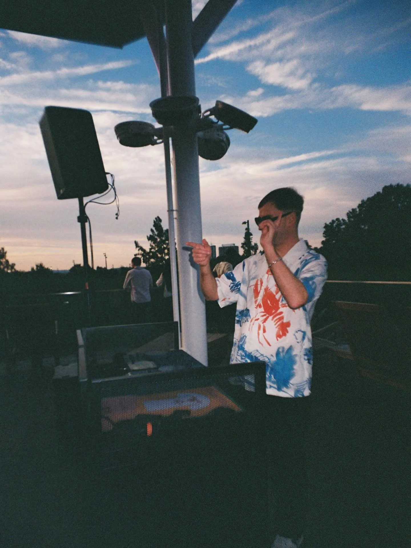 Great time playing sunset jams for @sunsetsocialtulsa last month. 🩵💪