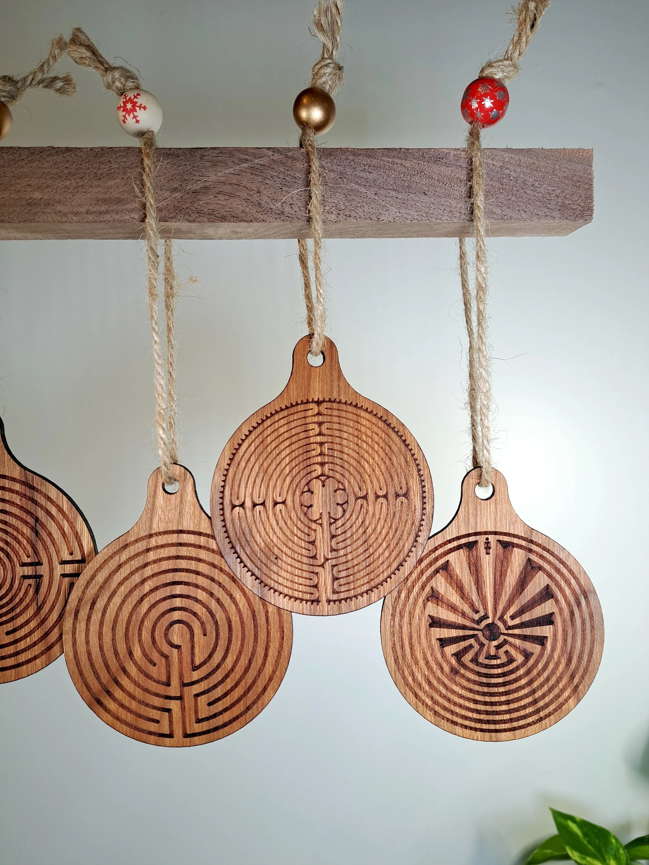 https://i.etsystatic.com/38917281/r/il/ab8f18/5327256317/il_fullxfull.5327256317_hp56.jpg